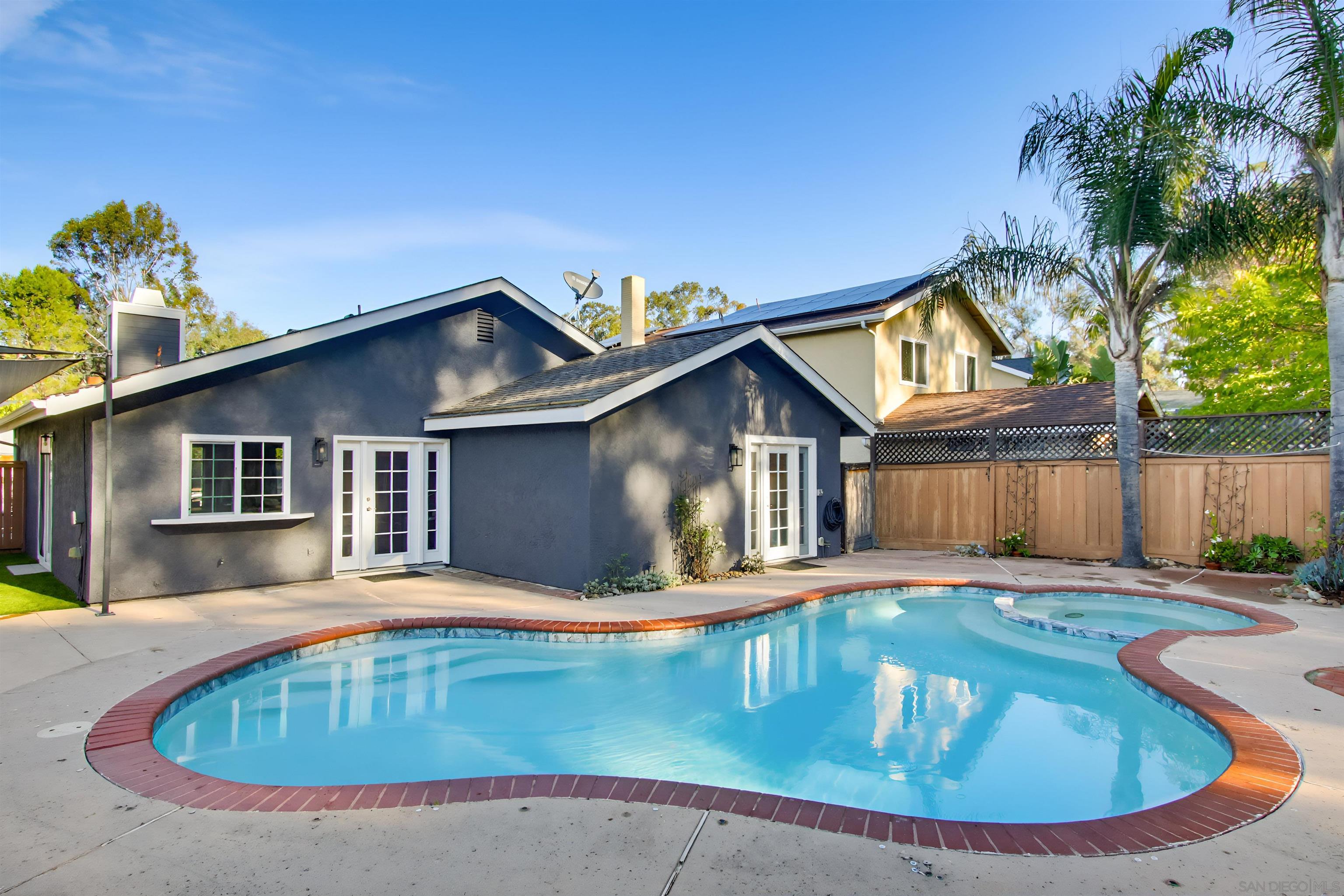 Detail Gallery Image 23 of 28 For Eastglen St, San Diego,  CA 92131 - 3 Beds | 2 Baths