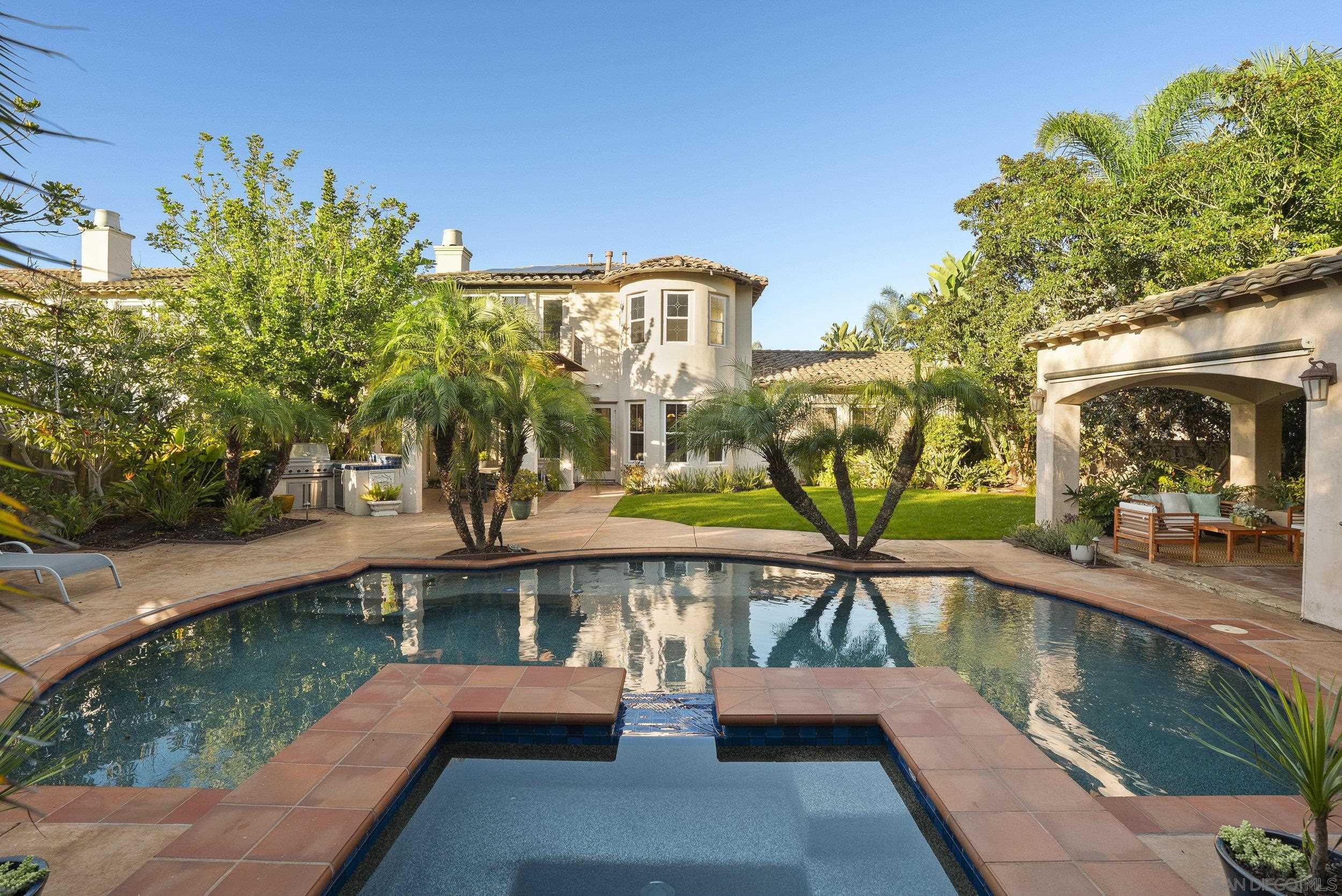 Front Image Thumbnail for SD250044744