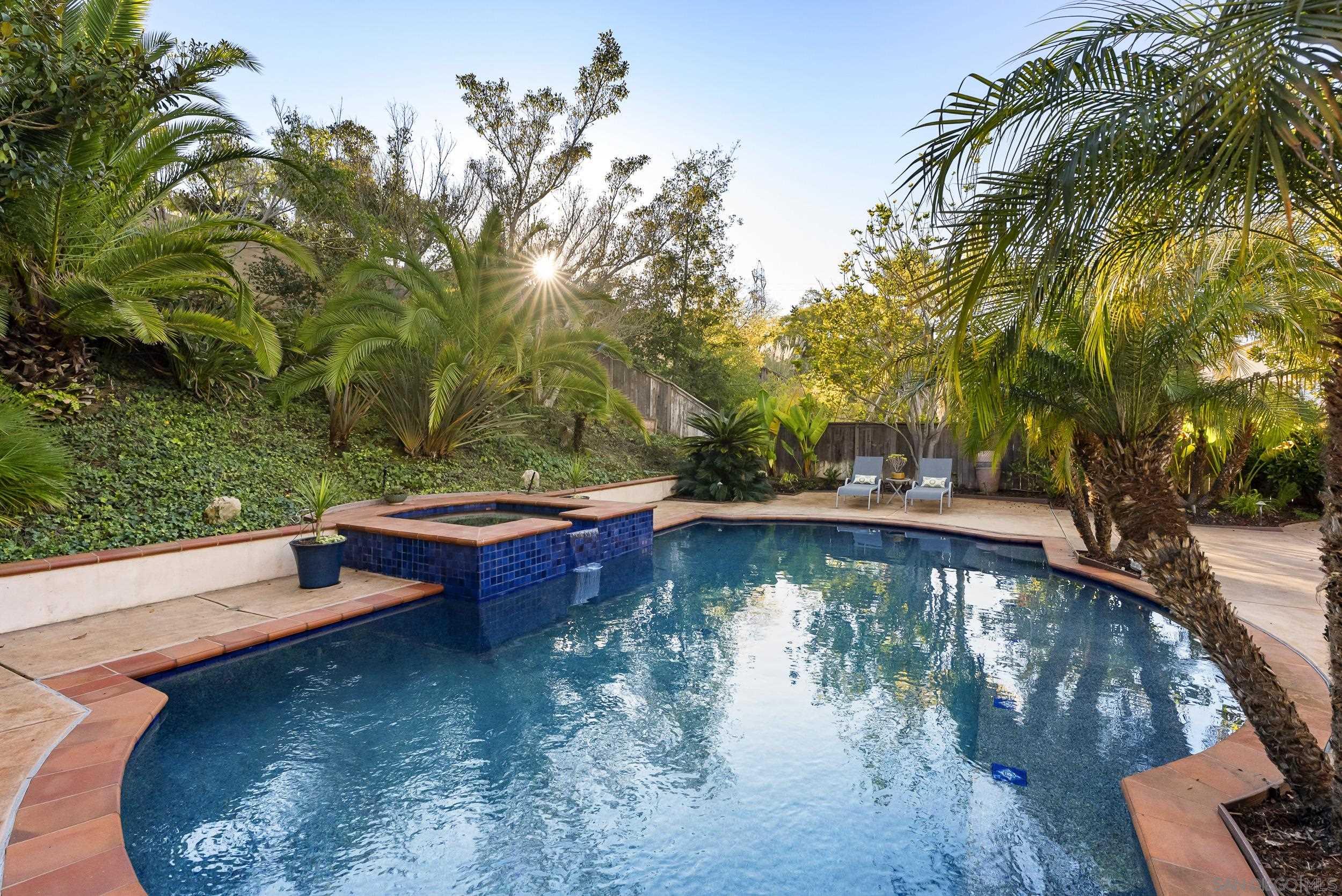 Detail Gallery Image 2 of 27 For 7424  La Mantanza, San Diego,  CA 92127 - 5 Beds | 3/2 Baths