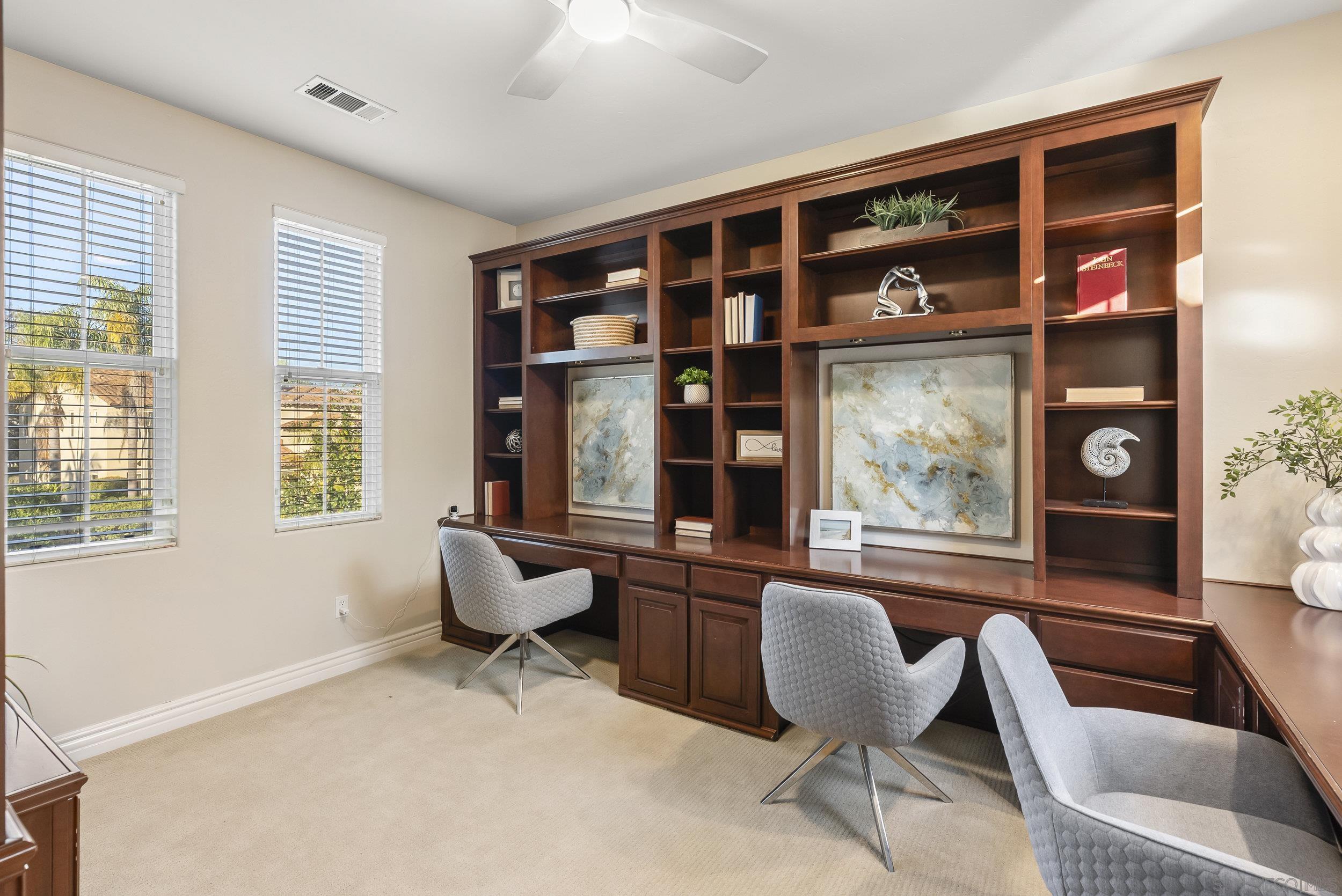 Detail Gallery Image 19 of 27 For 7424  La Mantanza, San Diego,  CA 92127 - 5 Beds | 3/2 Baths