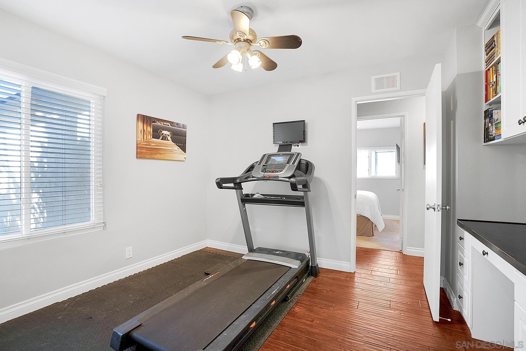 Detail Gallery Image 24 of 34 For 13647  Paseo Cardiel, San Diego,  CA 92129 - 4 Beds | 2 Baths