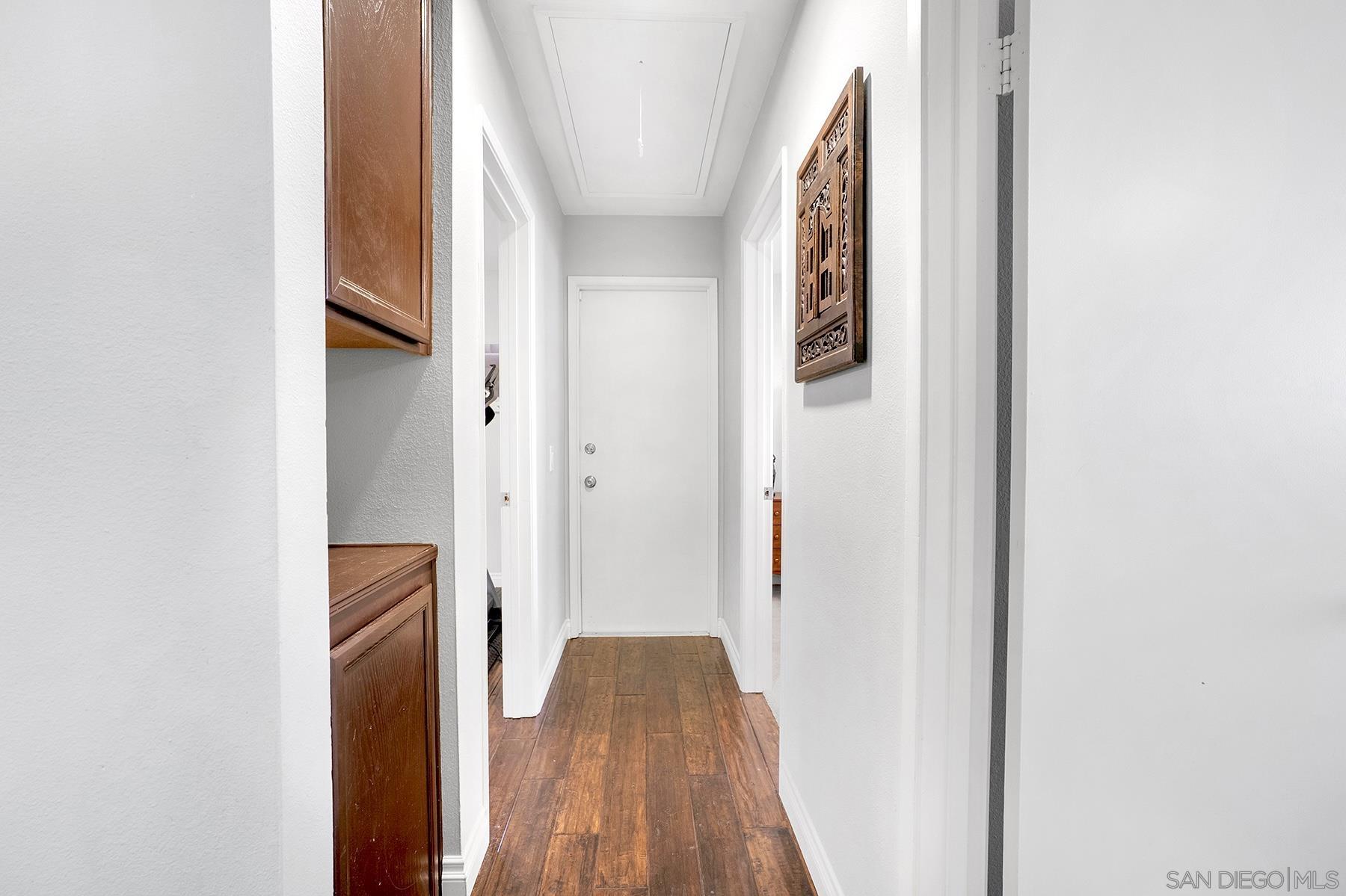 Detail Gallery Image 29 of 34 For 13647  Paseo Cardiel, San Diego,  CA 92129 - 4 Beds | 2 Baths