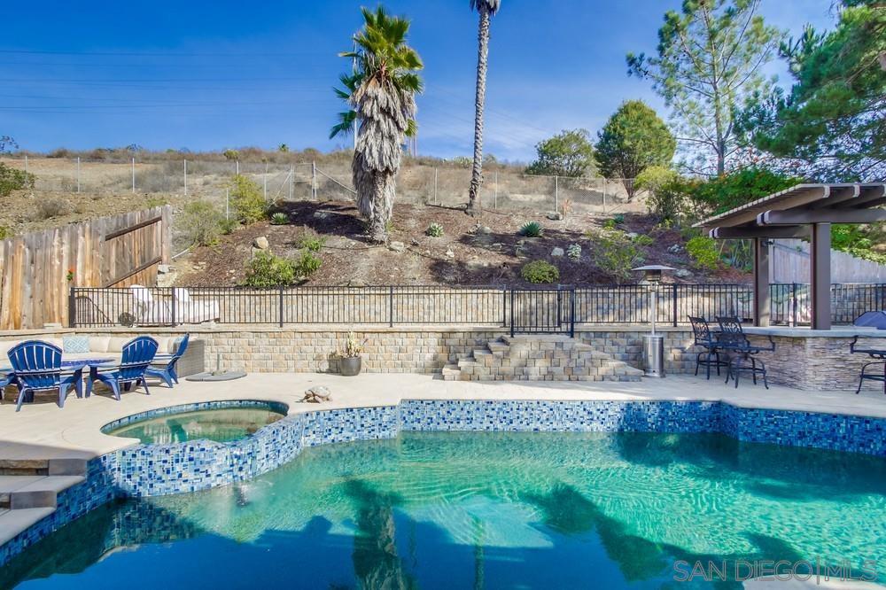 Detail Gallery Image 33 of 34 For 13647  Paseo Cardiel, San Diego,  CA 92129 - 4 Beds | 2 Baths