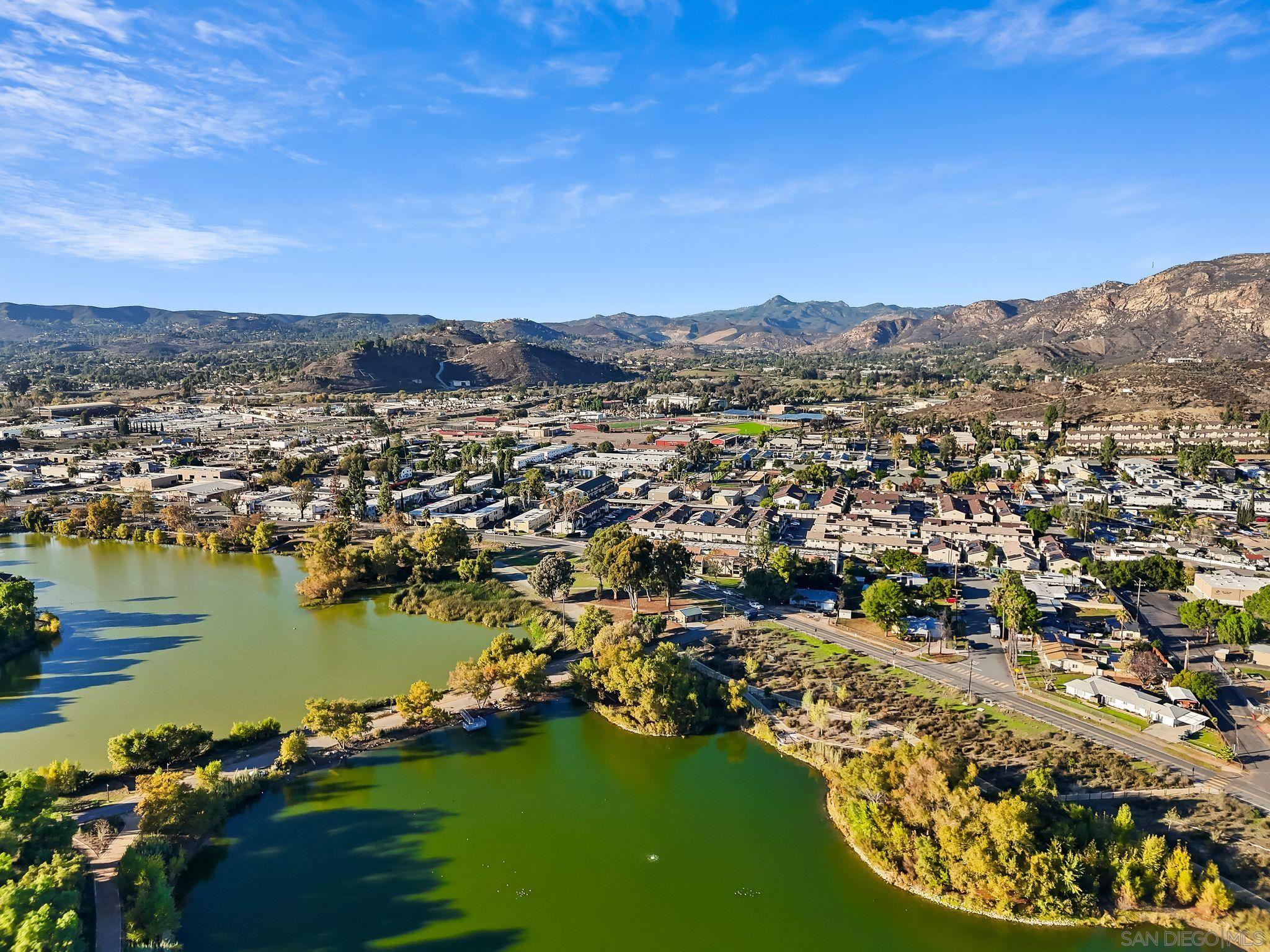 Detail Gallery Image 30 of 32 For 12722  Lakeshore Drive  #B,  Lakeside,  CA 92040 - 2 Beds | 1 Baths