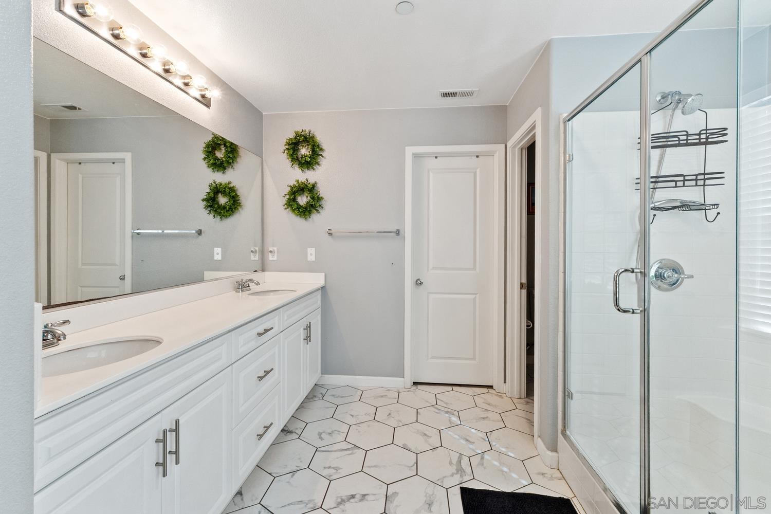 Detail Gallery Image 31 of 63 For 1812  Alcala Ct, Chula Vista,  CA 91915 - 4 Beds | 3 Baths