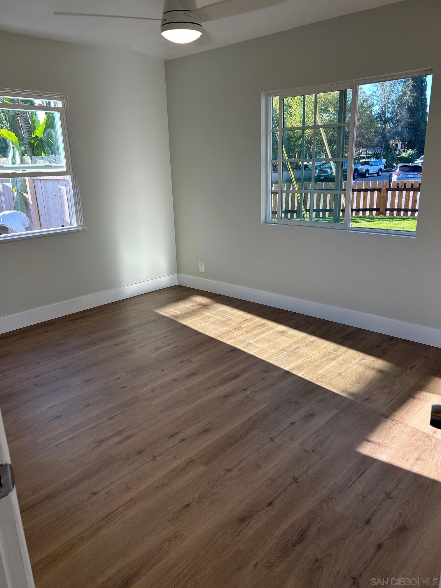 Detail Gallery Image 2 of 5 For 759  W 10th Avenue, Escondido,  CA 92025 - 3 Beds | 2 Baths