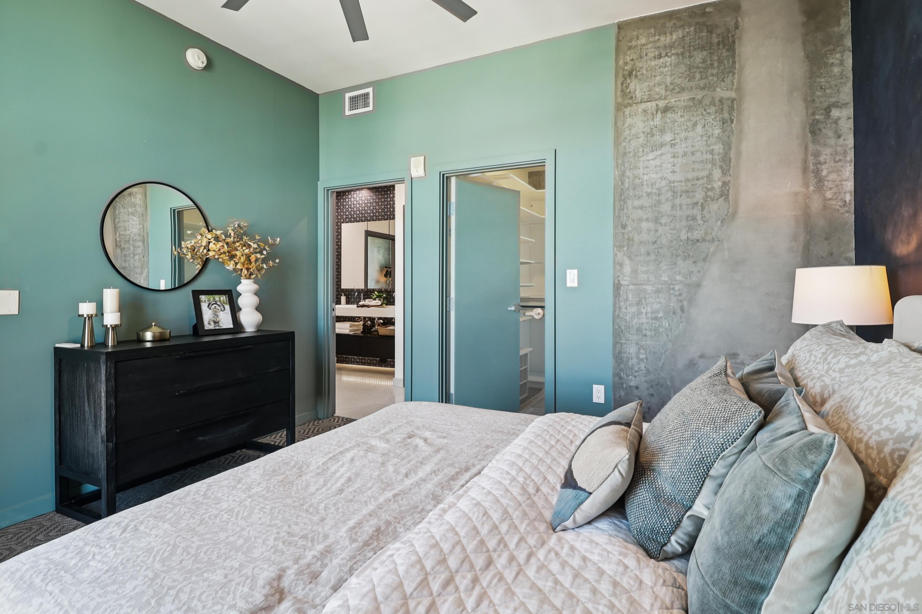 Detail Gallery Image 30 of 45 For 800  the Mark Ln  #2703,  San Diego,  CA 92101 - 1 Beds | 1 Baths