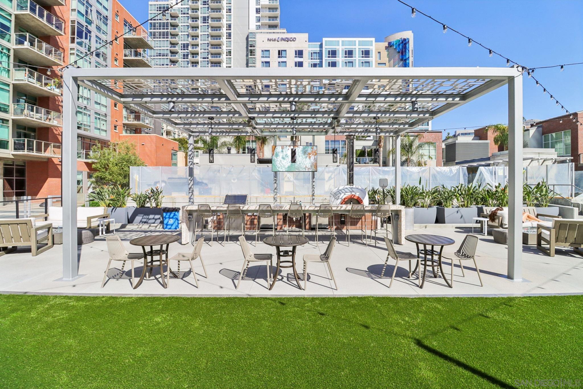 Detail Gallery Image 39 of 45 For 800  the Mark Ln  #2703,  San Diego,  CA 92101 - 1 Beds | 1 Baths