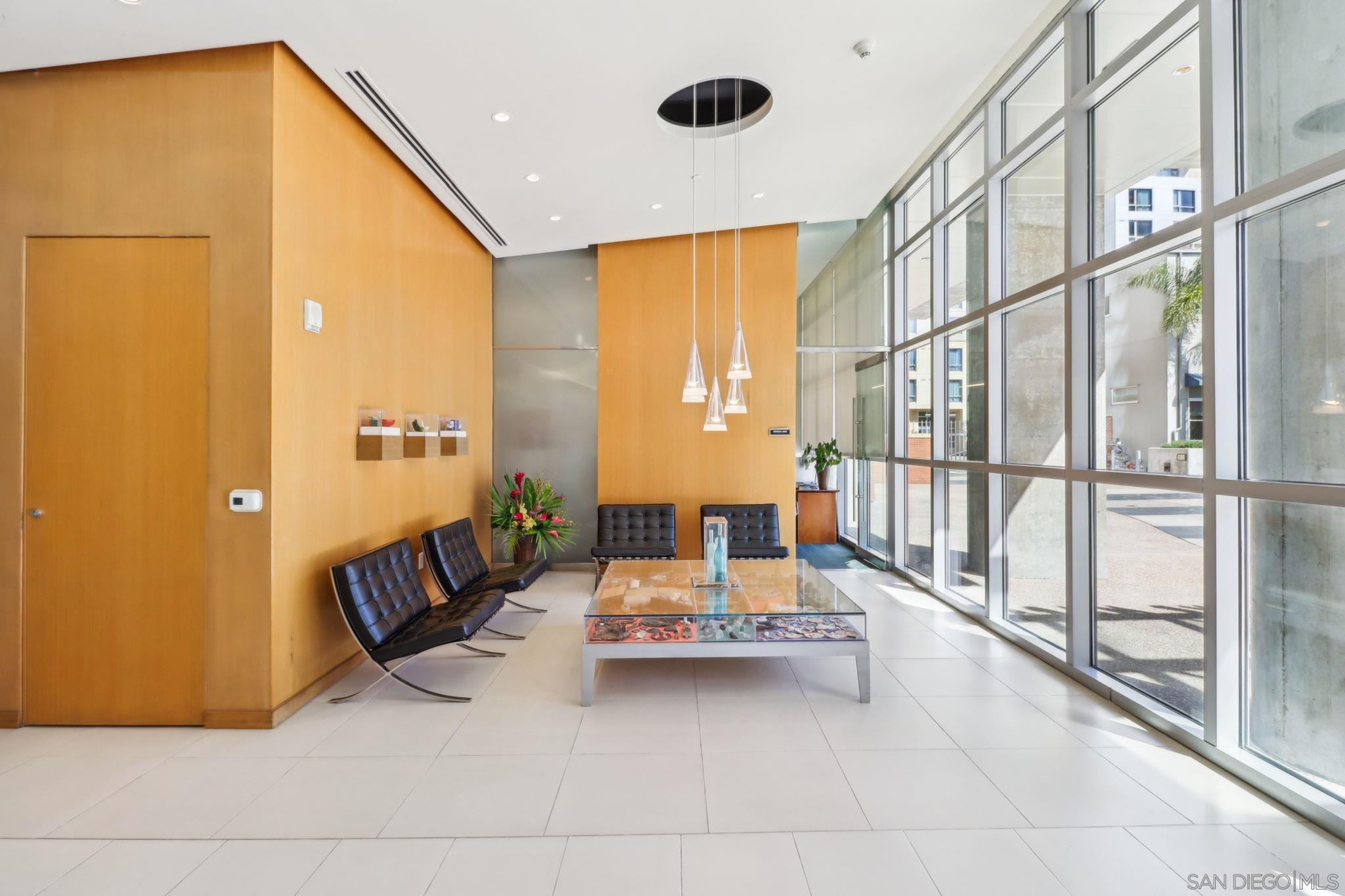 Detail Gallery Image 43 of 45 For 800  the Mark Ln  #2703,  San Diego,  CA 92101 - 1 Beds | 1 Baths