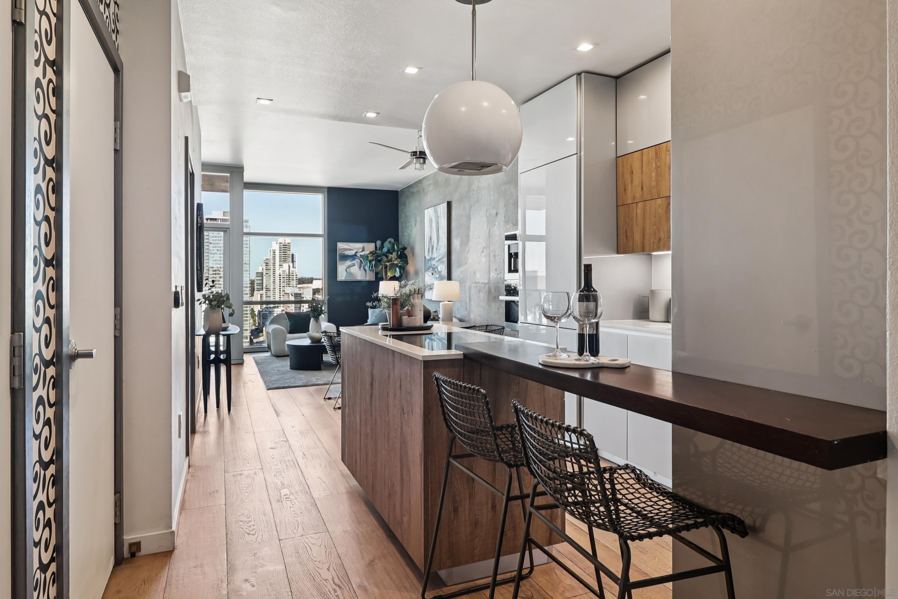 Detail Gallery Image 9 of 45 For 800  the Mark Ln  #2703,  San Diego,  CA 92101 - 1 Beds | 1 Baths