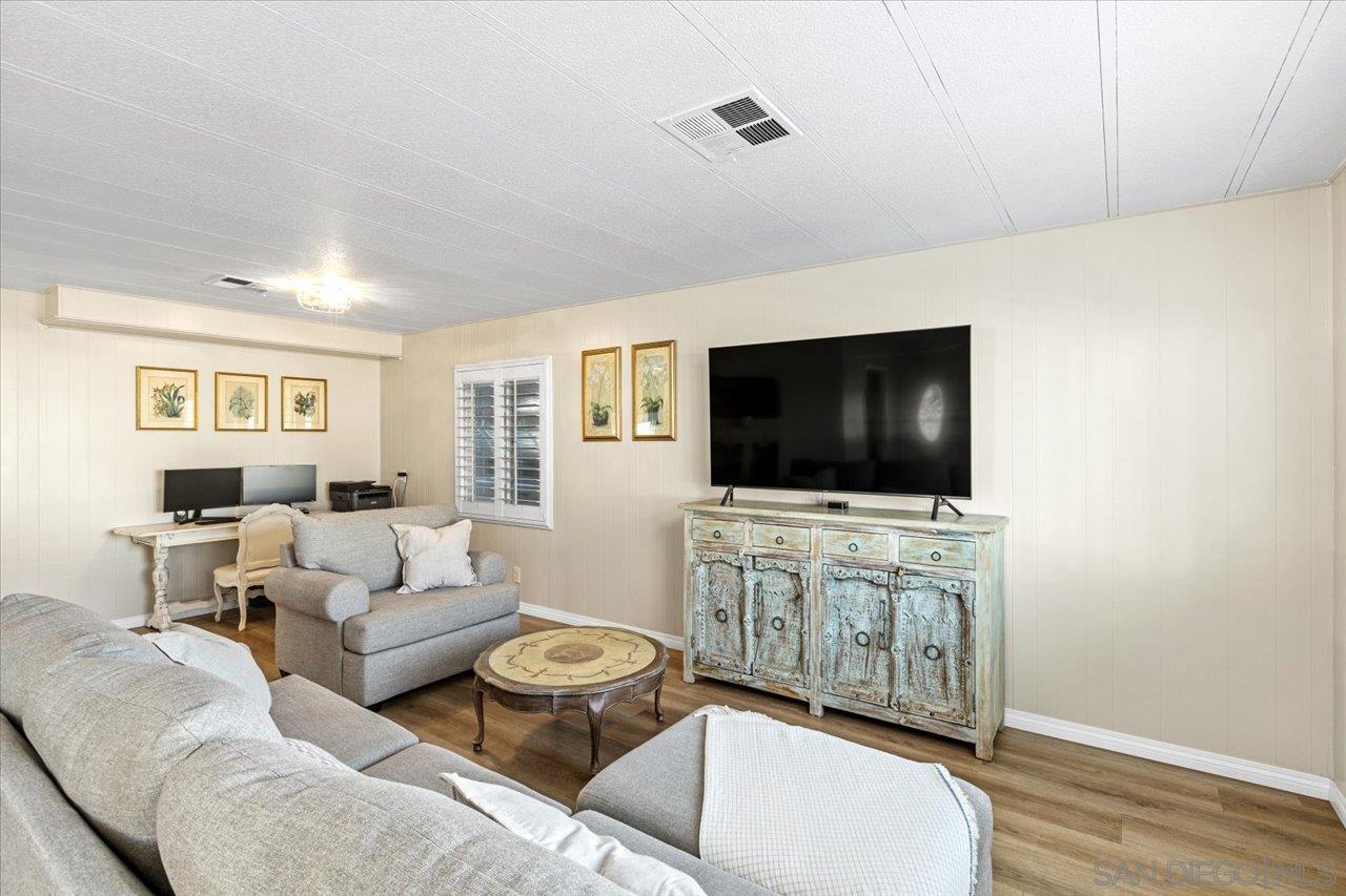 Detail Gallery Image 2 of 45 For 7305  San Luis  #240,  Carlsbad,  CA 92011 - 2 Beds | 2 Baths