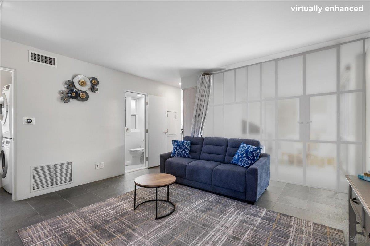 Detail Gallery Image 24 of 38 For 710  Verona Court, San Diego,  CA 92109 - 3 Beds | 3 Baths