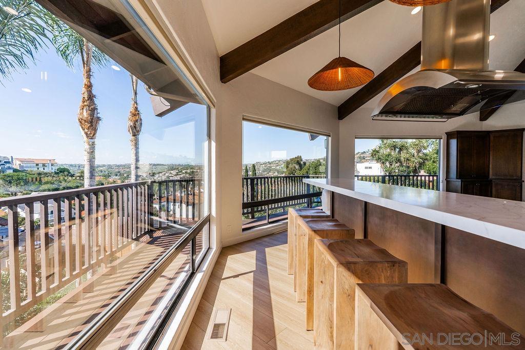 Detail Gallery Image 31 of 75 For 2606  Galicia Way, Carlsbad,  CA 92009 - 5 Beds | 3/1 Baths