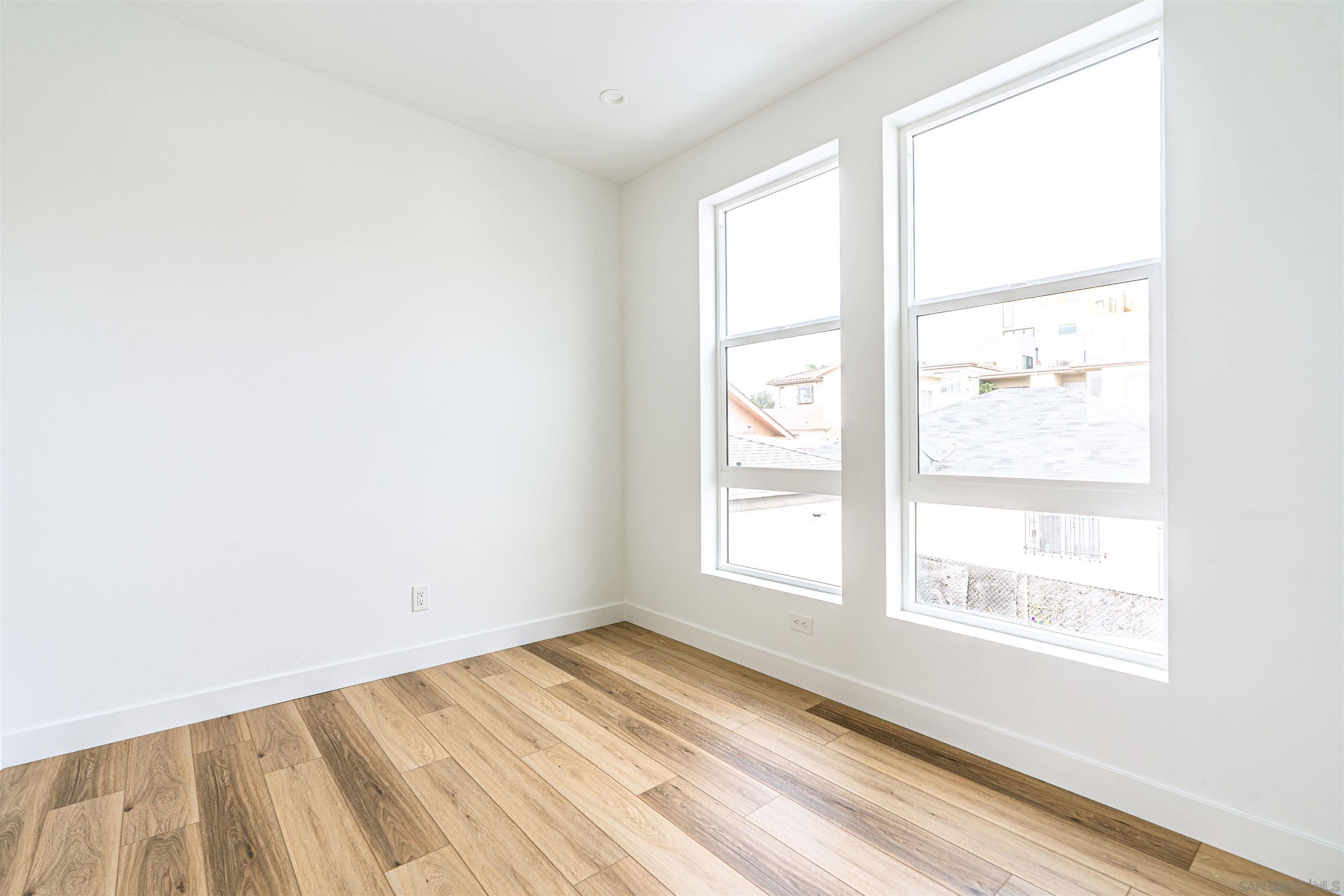 Detail Gallery Image 47 of 72 For 2945  B St, San Diego,  CA 92102 - 6 Beds | 5 Baths