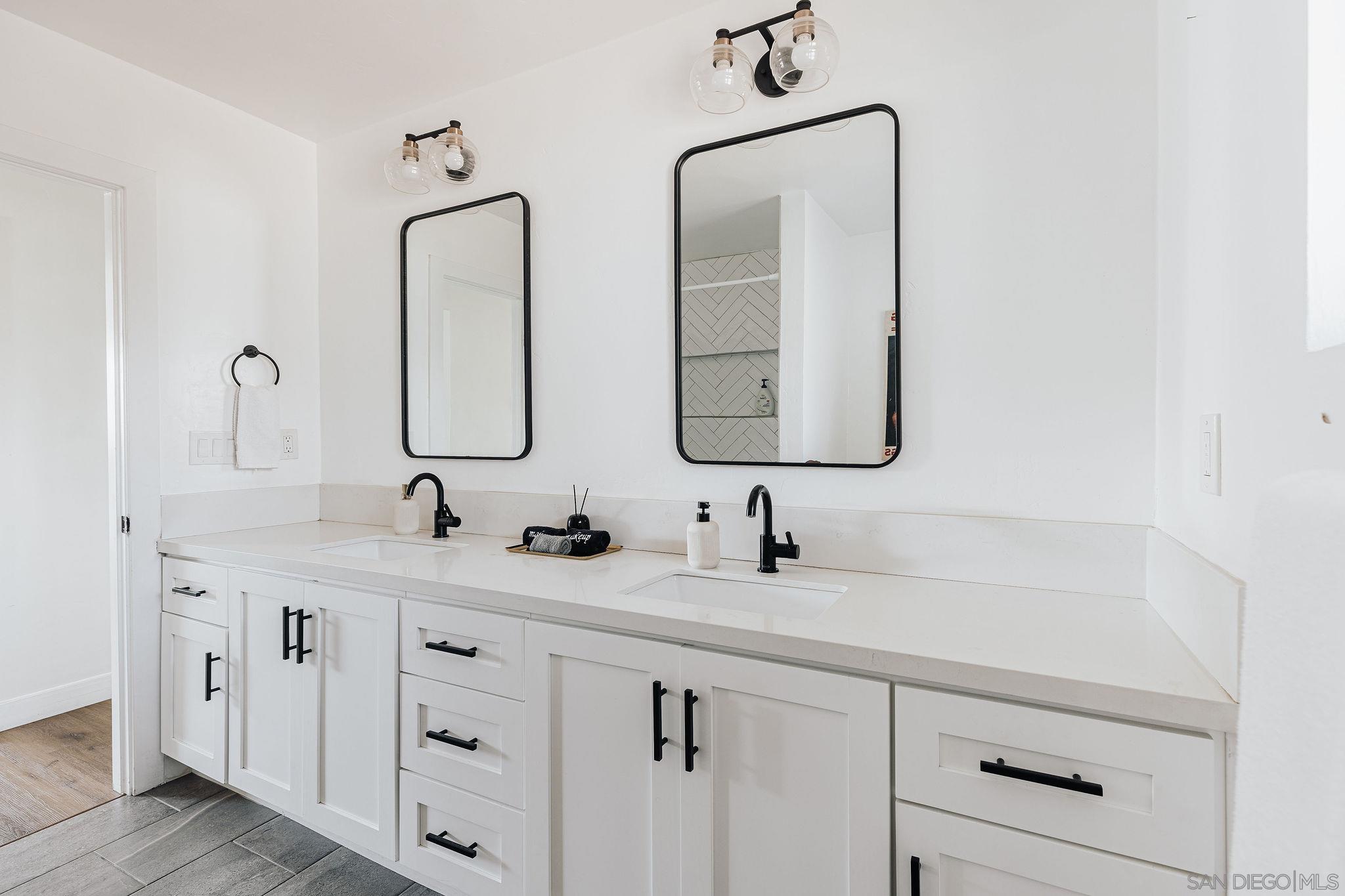 Detail Gallery Image 20 of 73 For 3805  Atascadero Dr, San Diego,  CA 92107 - 3 Beds | 2 Baths