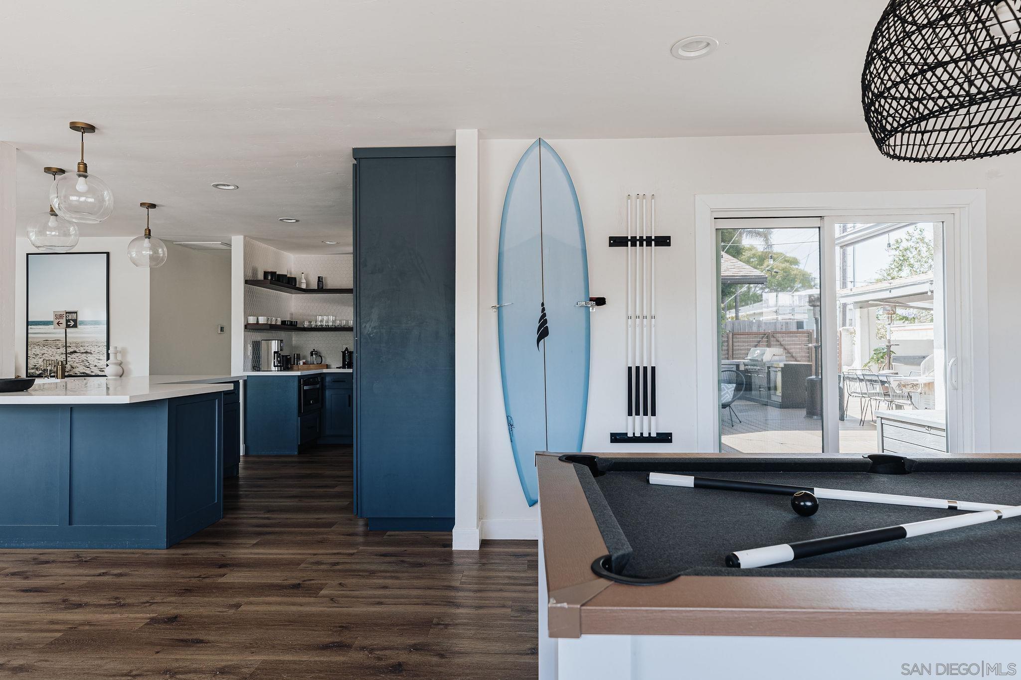 Detail Gallery Image 4 of 73 For 3805  Atascadero Dr, San Diego,  CA 92107 - 3 Beds | 2 Baths