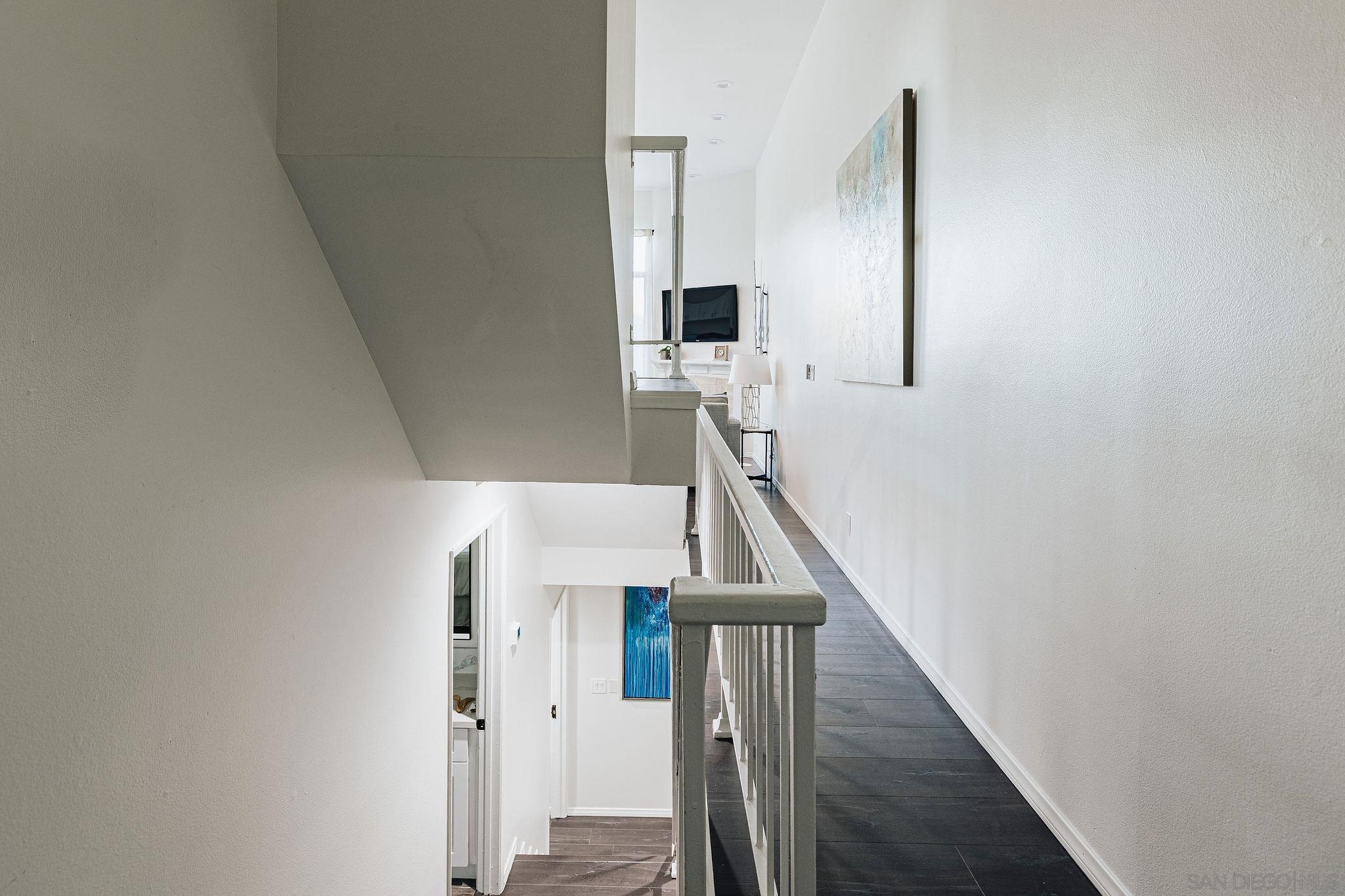 Detail Gallery Image 40 of 50 For 4652  Don Lorenzo Dr  a,  Los Angeles,  CA 90008 - 3 Beds | 3 Baths