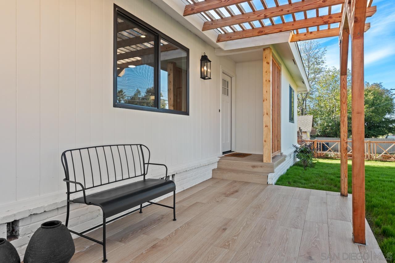 Detail Gallery Image 5 of 63 For 1155  Pepper Dr, El Cajon,  CA 92021 - 4 Beds | 2/1 Baths