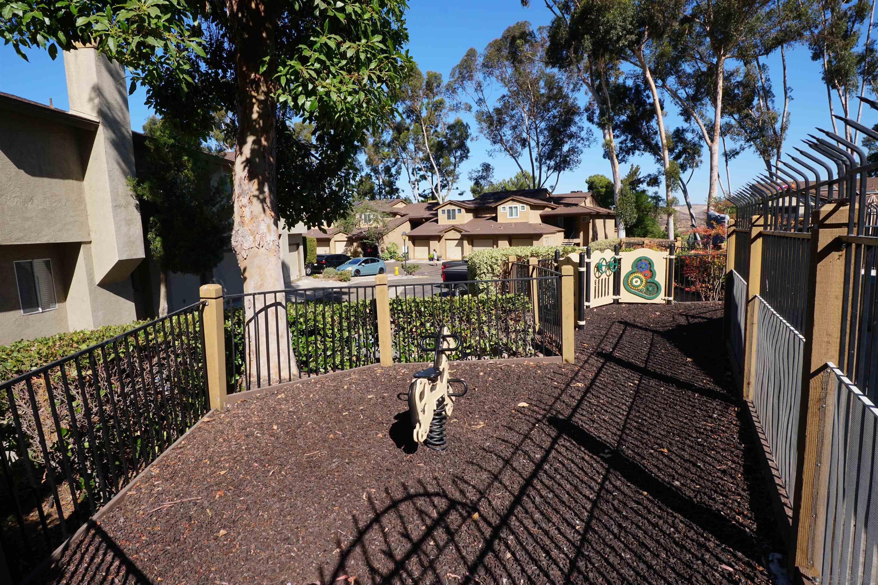 Detail Gallery Image 21 of 31 For 7390  Mission Trails Dr  #95,  Santee,  CA 92071 - 2 Beds | 2 Baths