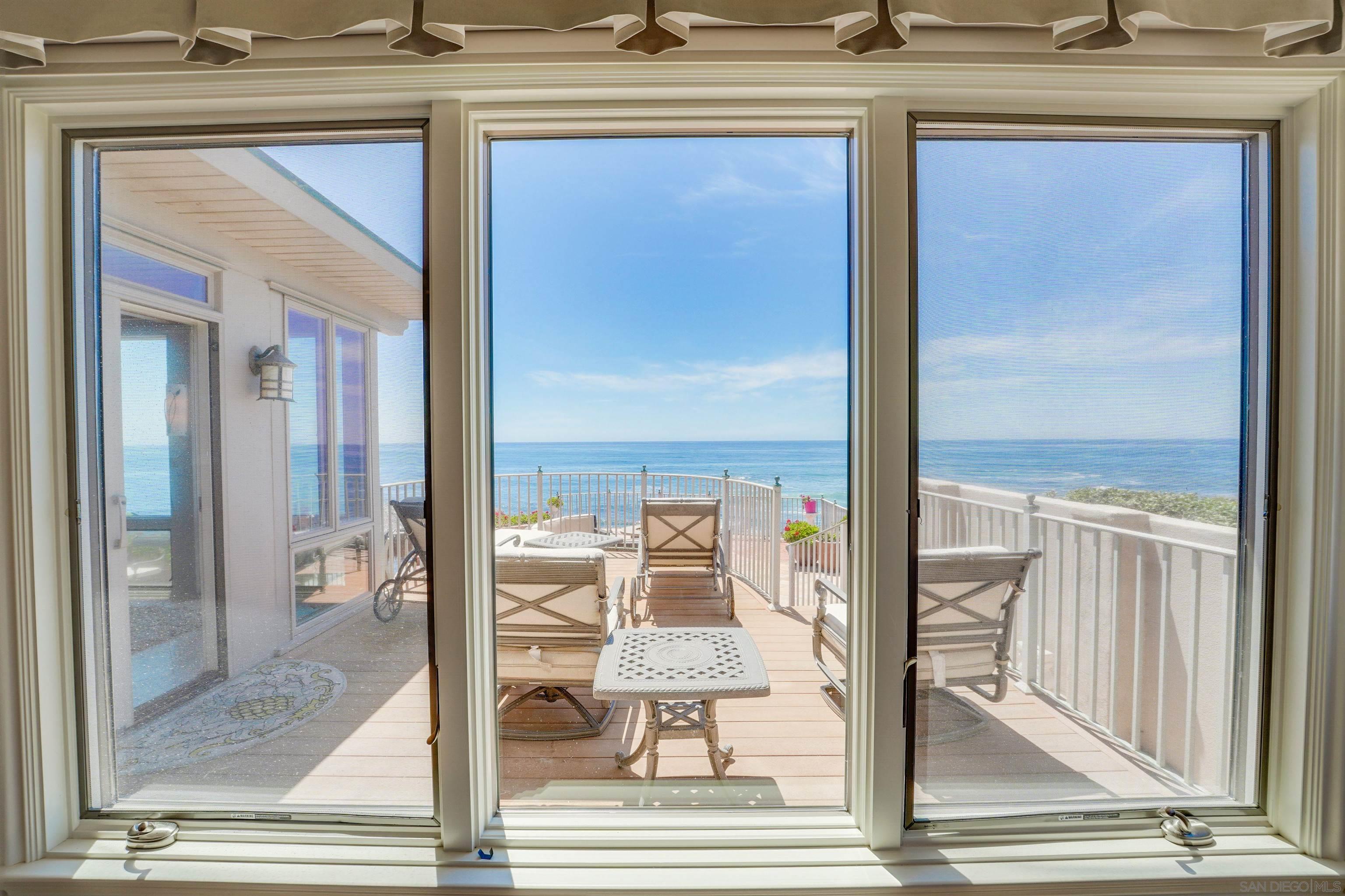 Detail Gallery Image 30 of 64 For 6010  Camino De La Costa, La Jolla,  CA 92037 - 4 Beds | 4/1 Baths