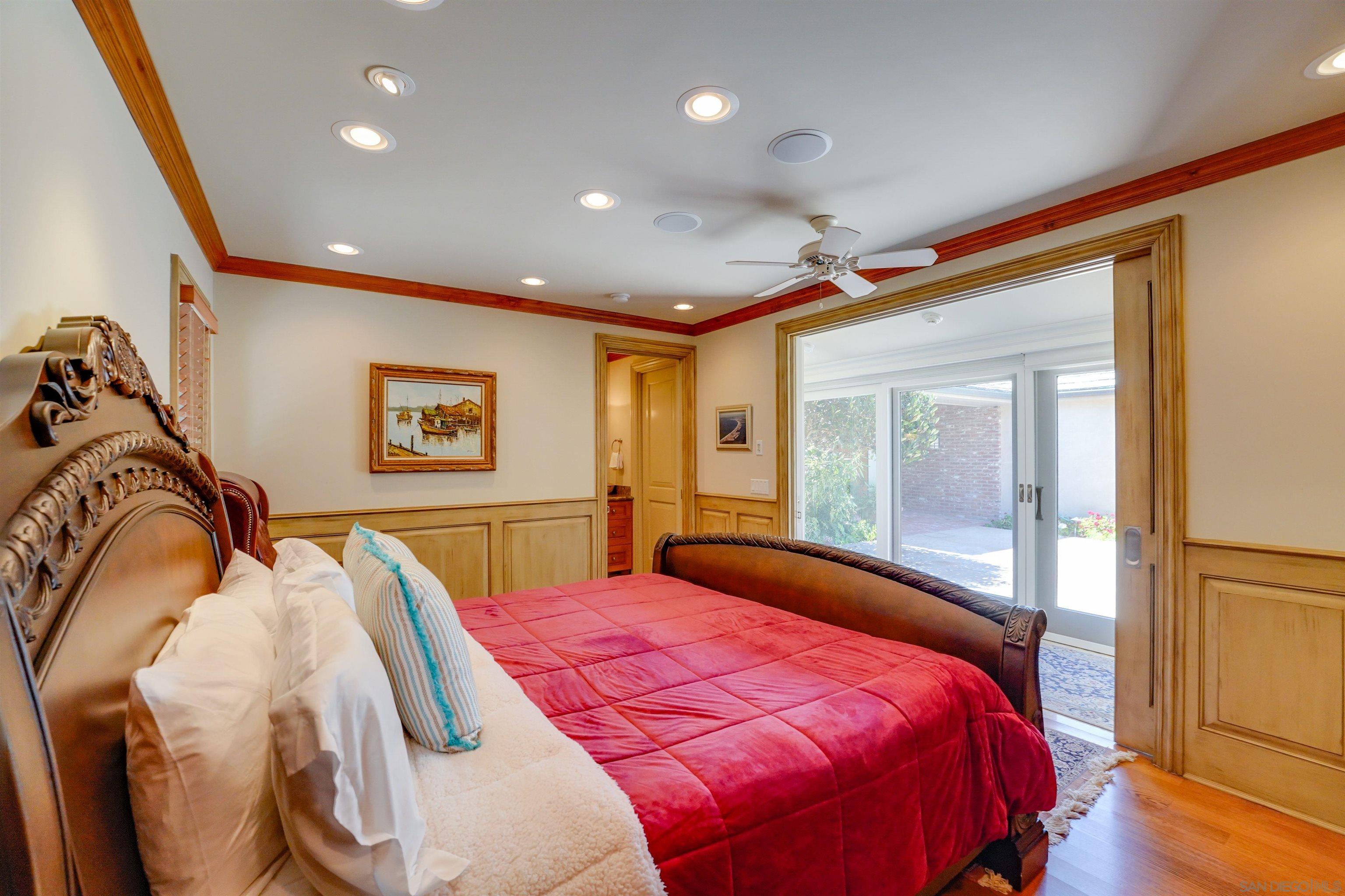 Detail Gallery Image 40 of 64 For 6010  Camino De La Costa, La Jolla,  CA 92037 - 4 Beds | 4/1 Baths