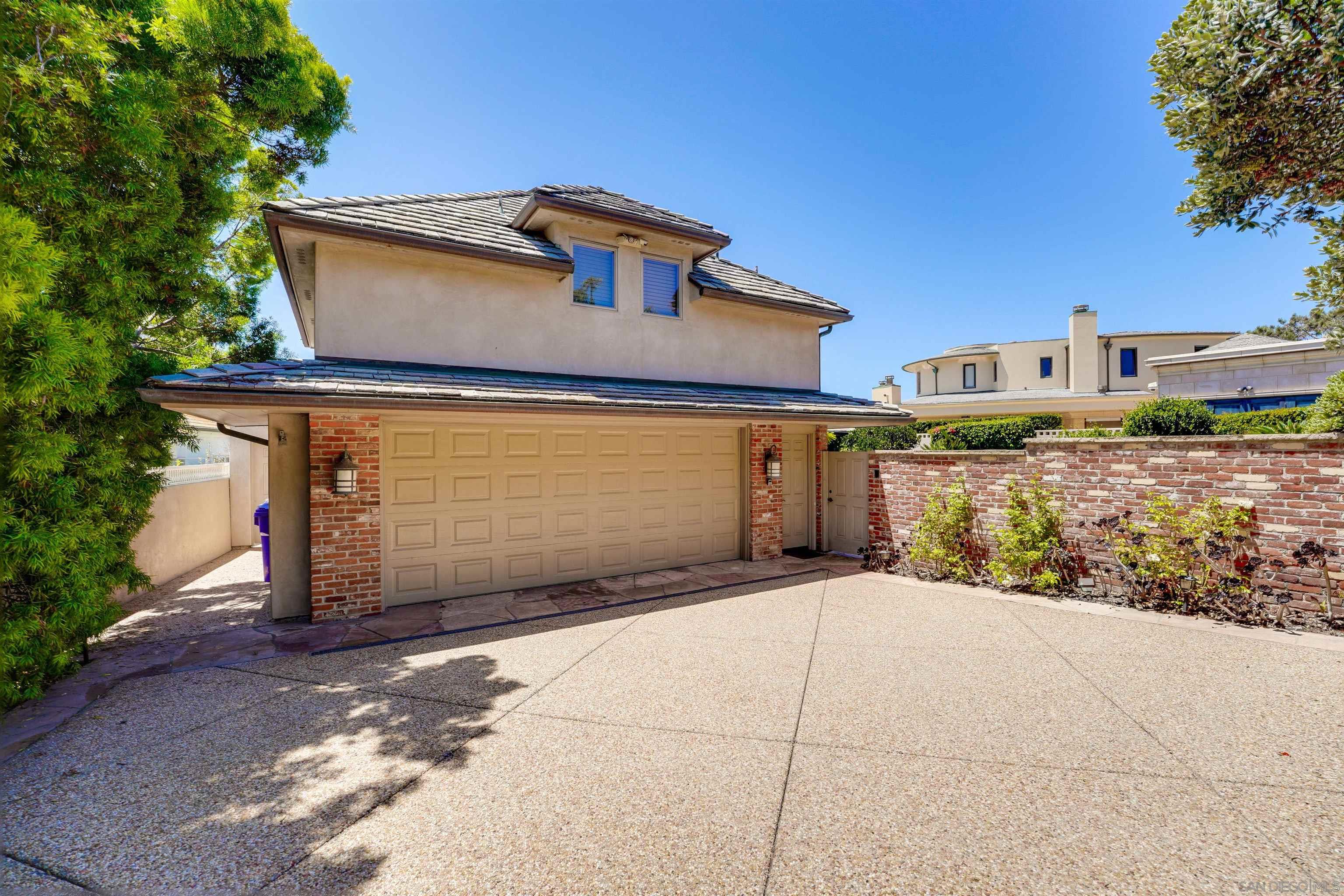 Detail Gallery Image 5 of 64 For 6010  Camino De La Costa, La Jolla,  CA 92037 - 4 Beds | 4/1 Baths