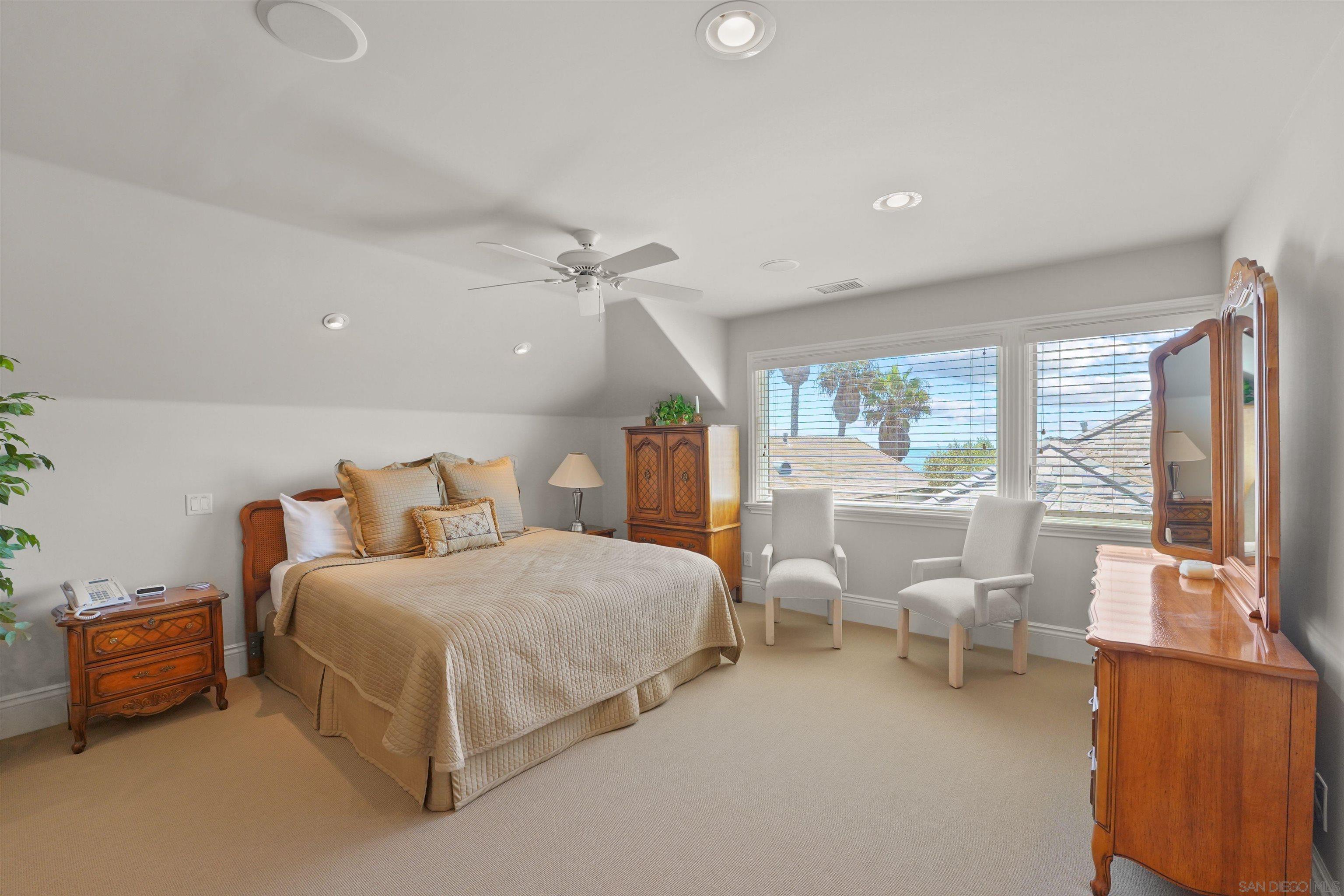 Detail Gallery Image 47 of 64 For 6010  Camino De La Costa, La Jolla,  CA 92037 - 4 Beds | 4/1 Baths