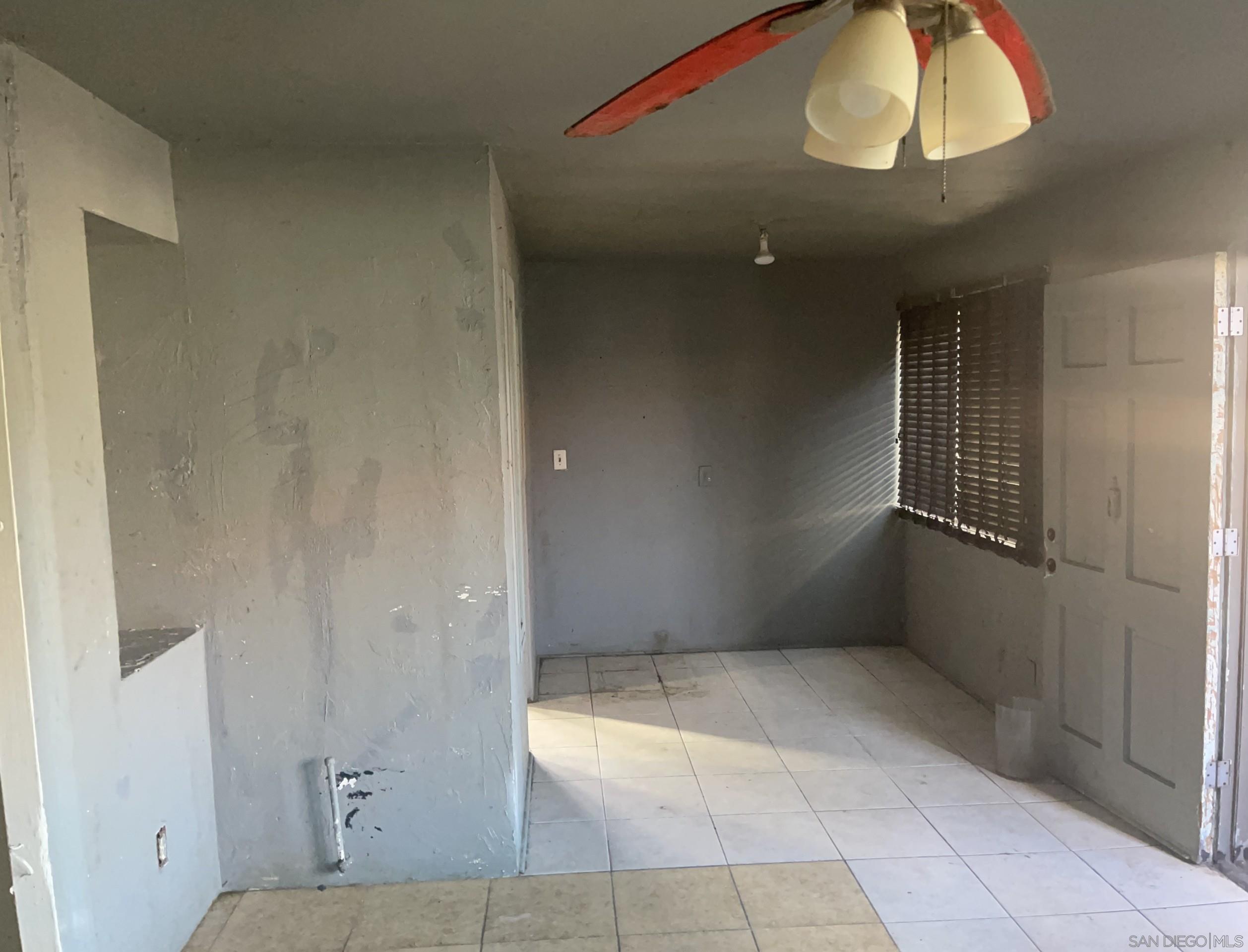 Detail Gallery Image 12 of 12 For 3851-53  Hemlock St, San Diego,  CA 92113 - – Beds | – Baths