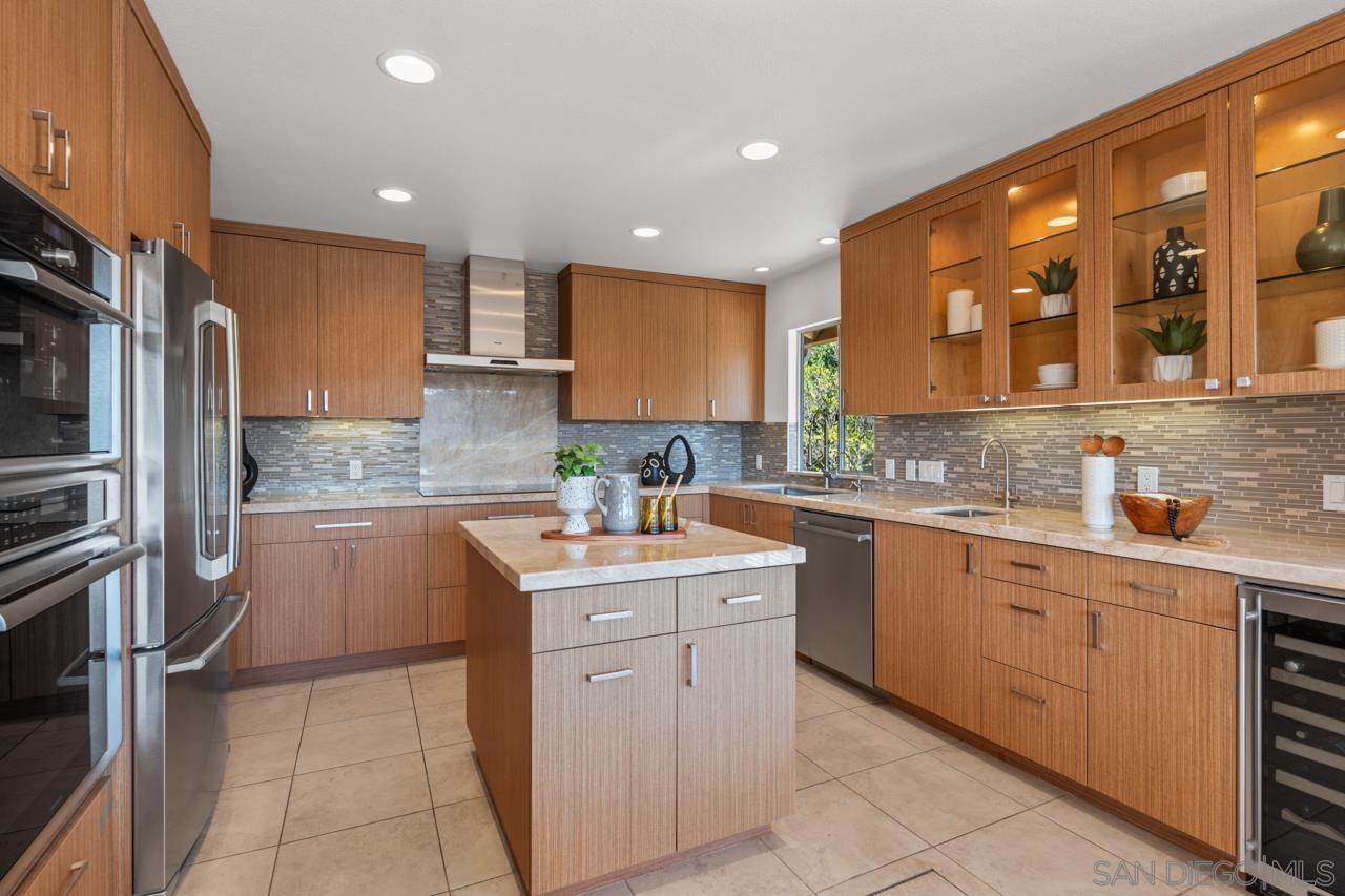 Detail Gallery Image 33 of 74 For 2506  via Merano, Del Mar,  CA 92014 - 2 Beds | 2/1 Baths