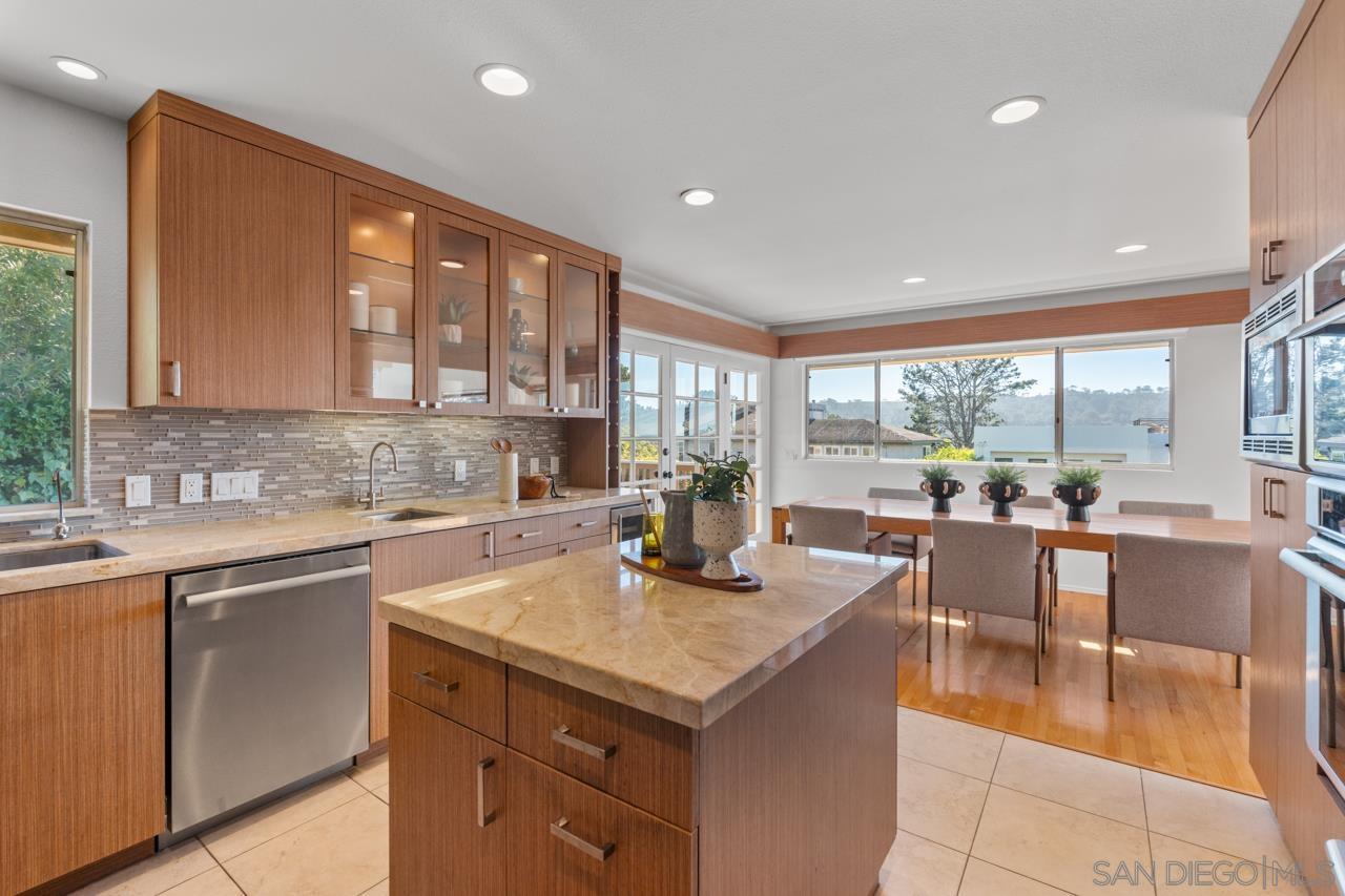 Detail Gallery Image 39 of 74 For 2506  via Merano, Del Mar,  CA 92014 - 2 Beds | 2/1 Baths