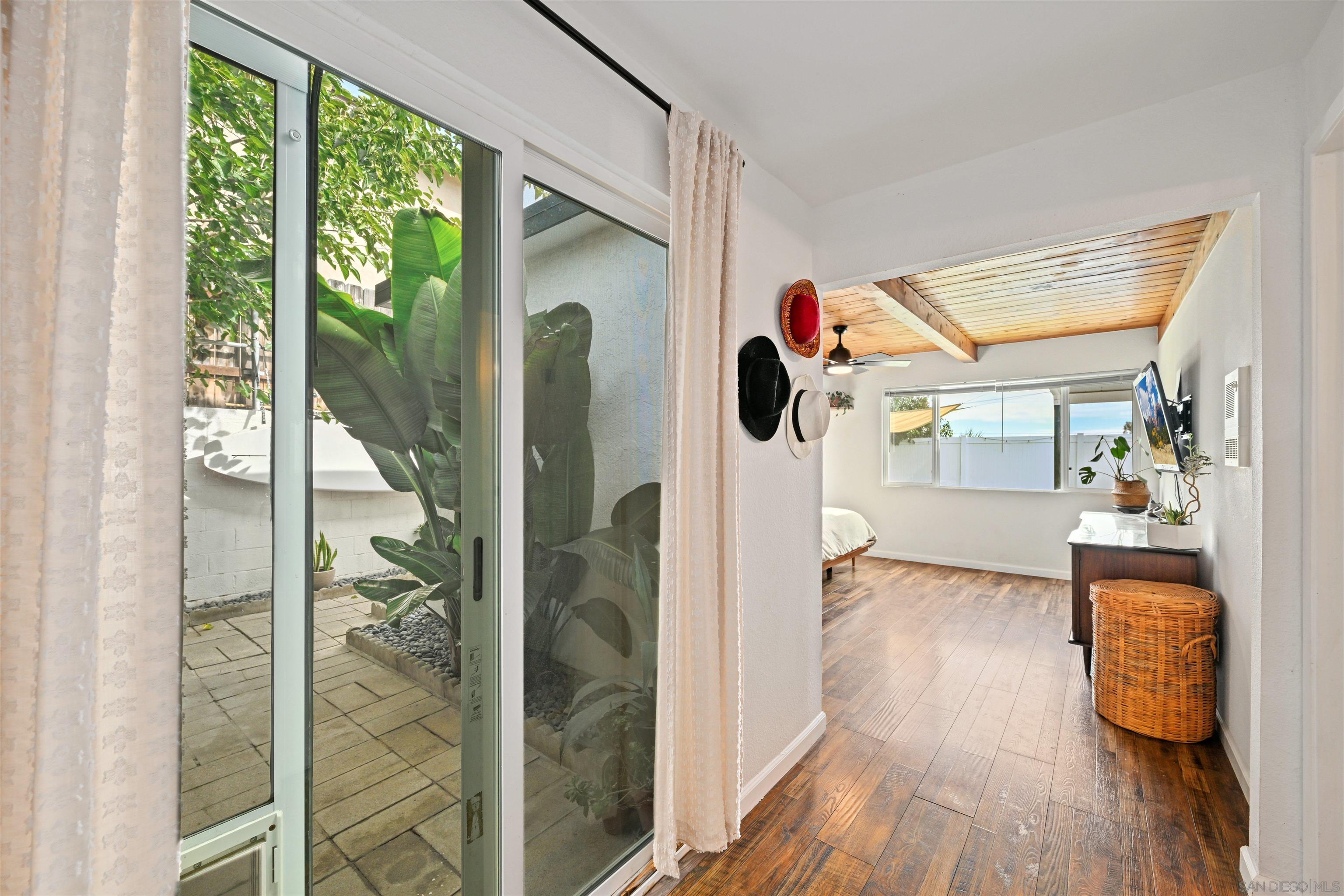 Detail Gallery Image 19 of 31 For 8703  Verlane Dr, San Diego,  CA 92119 - 4 Beds | 2 Baths