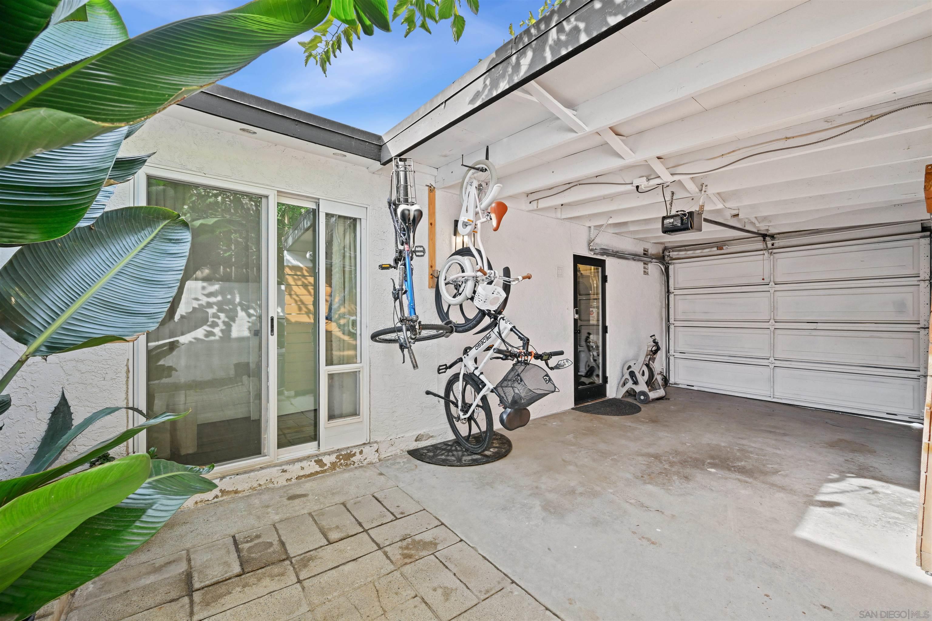 Detail Gallery Image 28 of 31 For 8703  Verlane Dr, San Diego,  CA 92119 - 4 Beds | 2 Baths