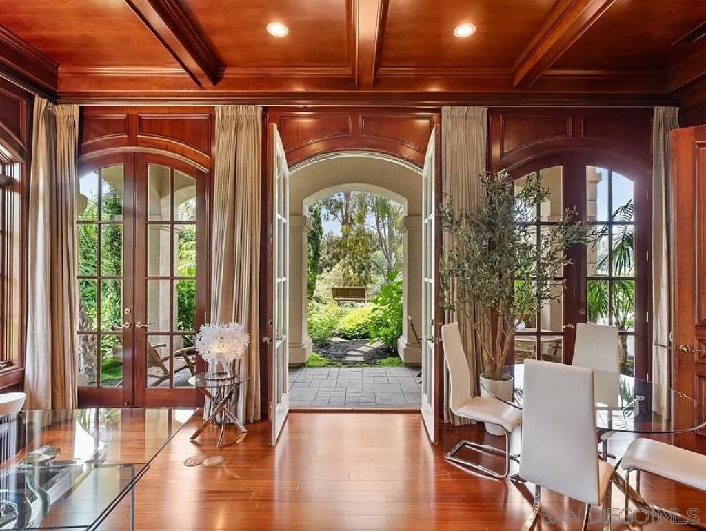 Detail Gallery Image 16 of 25 For 6369  Clubhouse, Rancho Santa Fe,  CA 92067 - 6 Beds | 5/1 Baths