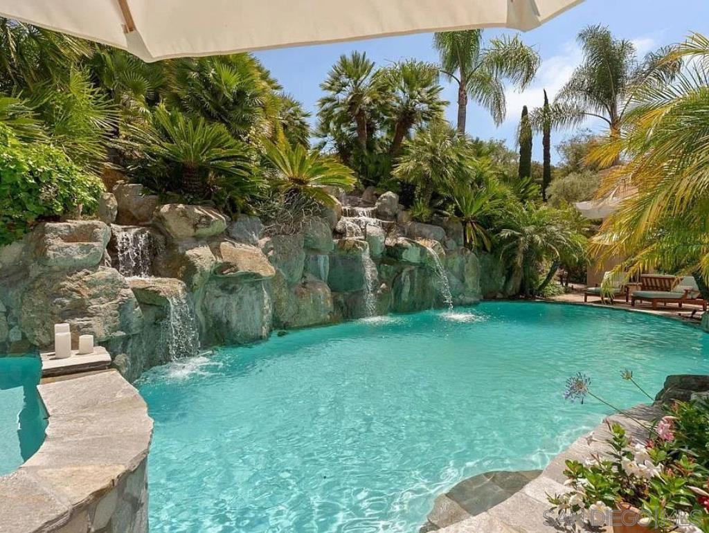 Detail Gallery Image 20 of 25 For 6369  Clubhouse, Rancho Santa Fe,  CA 92067 - 6 Beds | 5/1 Baths