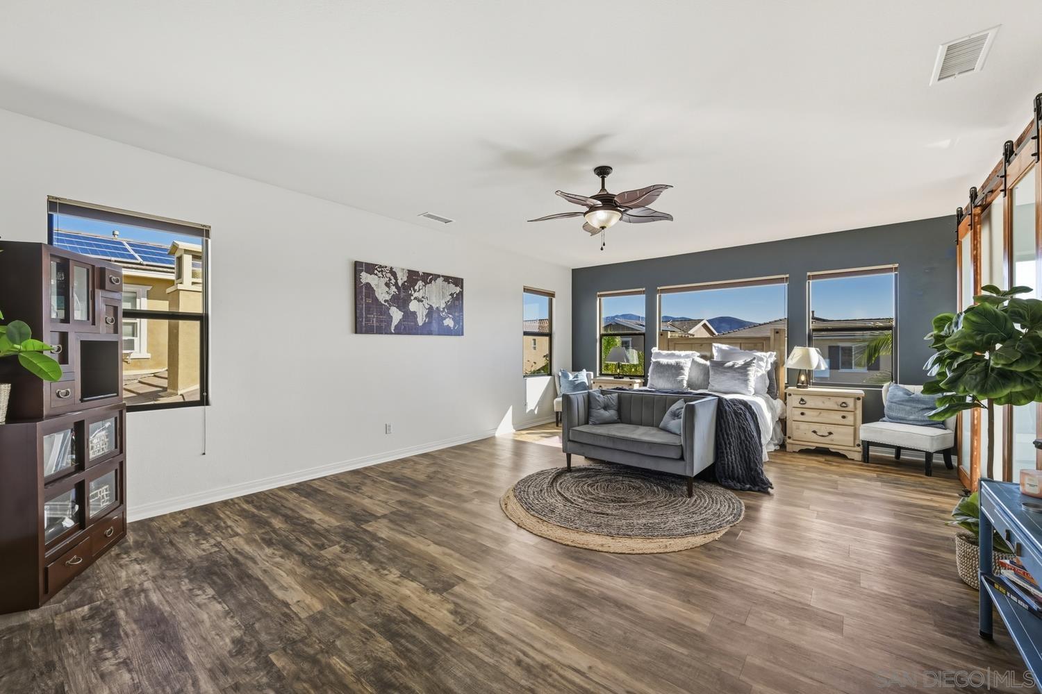 Detail Gallery Image 12 of 25 For 2348  Journey St, Chula Vista,  CA 91915 - 4 Beds | 3 Baths