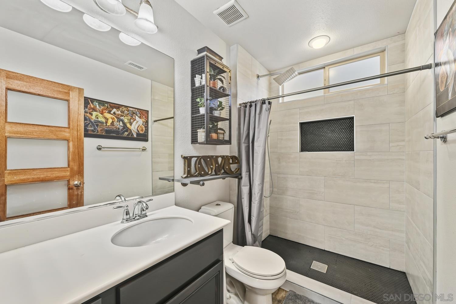 Detail Gallery Image 16 of 25 For 2348  Journey St, Chula Vista,  CA 91915 - 4 Beds | 3 Baths