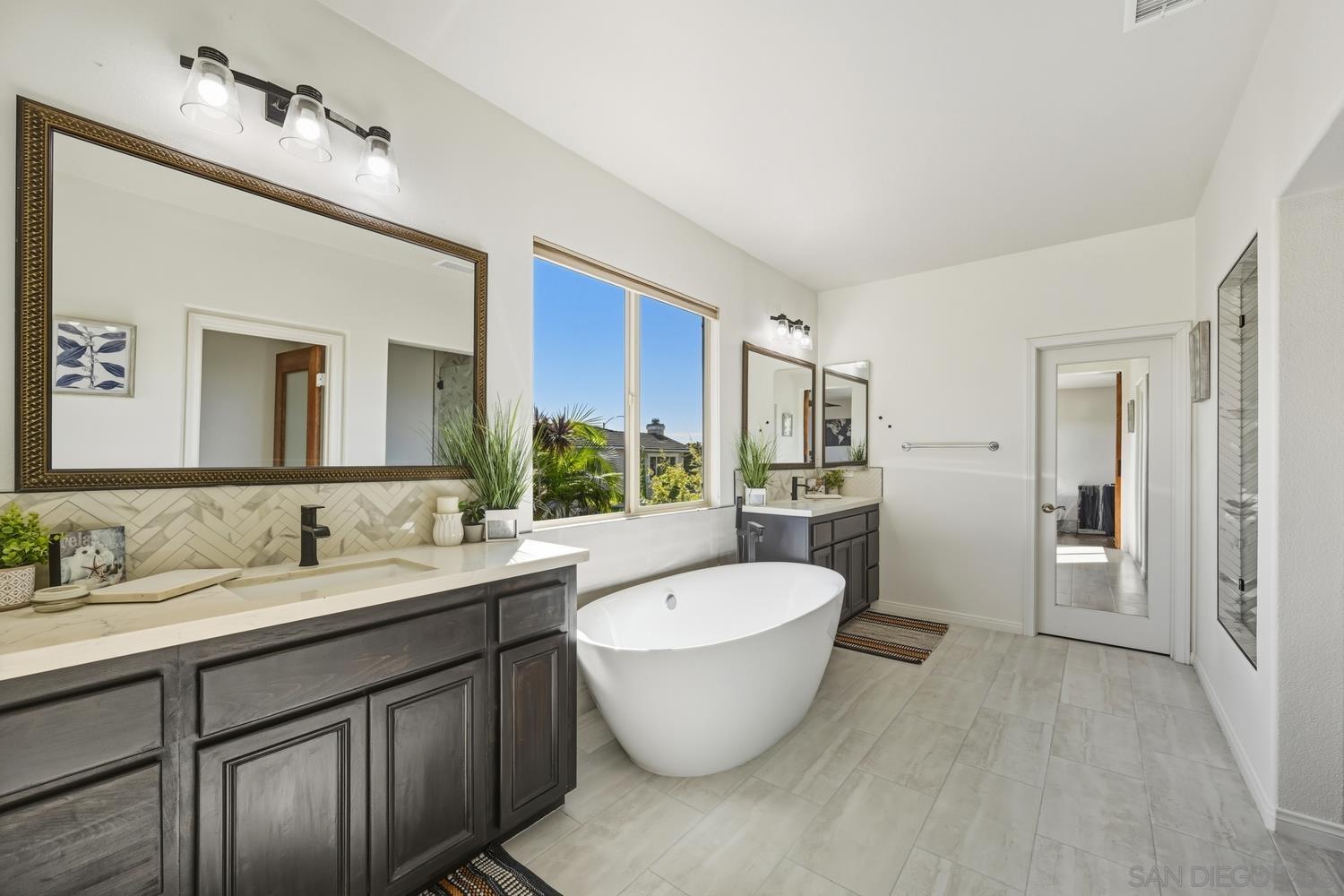 Detail Gallery Image 21 of 25 For 2348  Journey St, Chula Vista,  CA 91915 - 4 Beds | 3 Baths