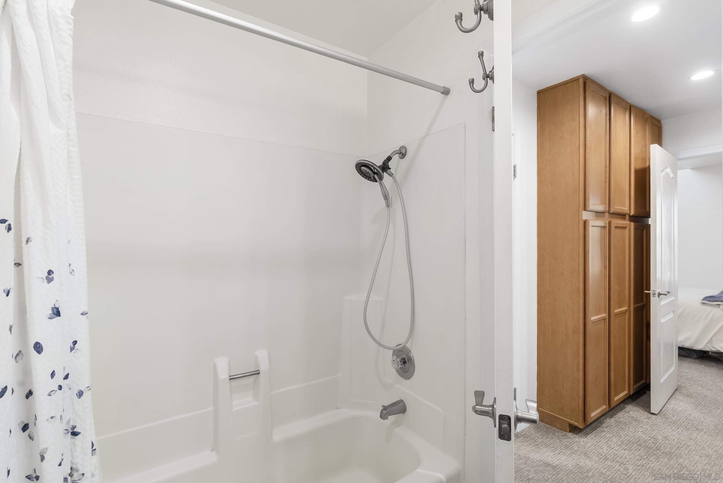 Detail Gallery Image 21 of 34 For 3456  Castle Glen Dr  #290,  San Diego,  CA 92123 - 1 Beds | 1 Baths