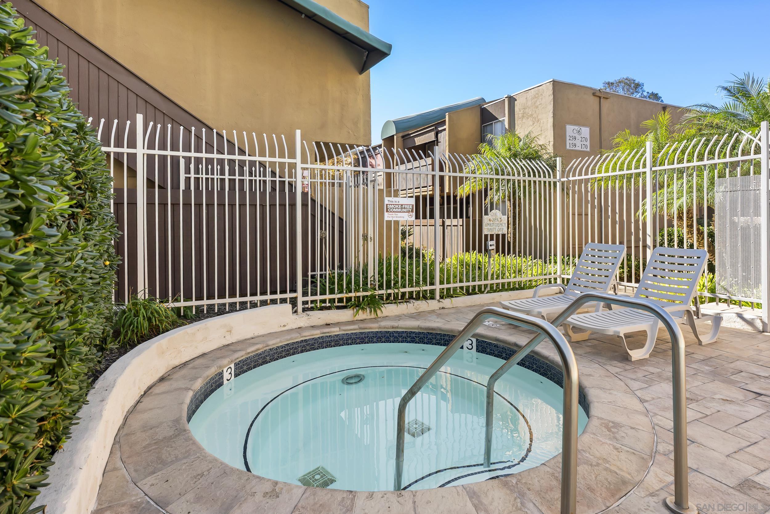 Detail Gallery Image 25 of 34 For 3456  Castle Glen Dr  #290,  San Diego,  CA 92123 - 1 Beds | 1 Baths