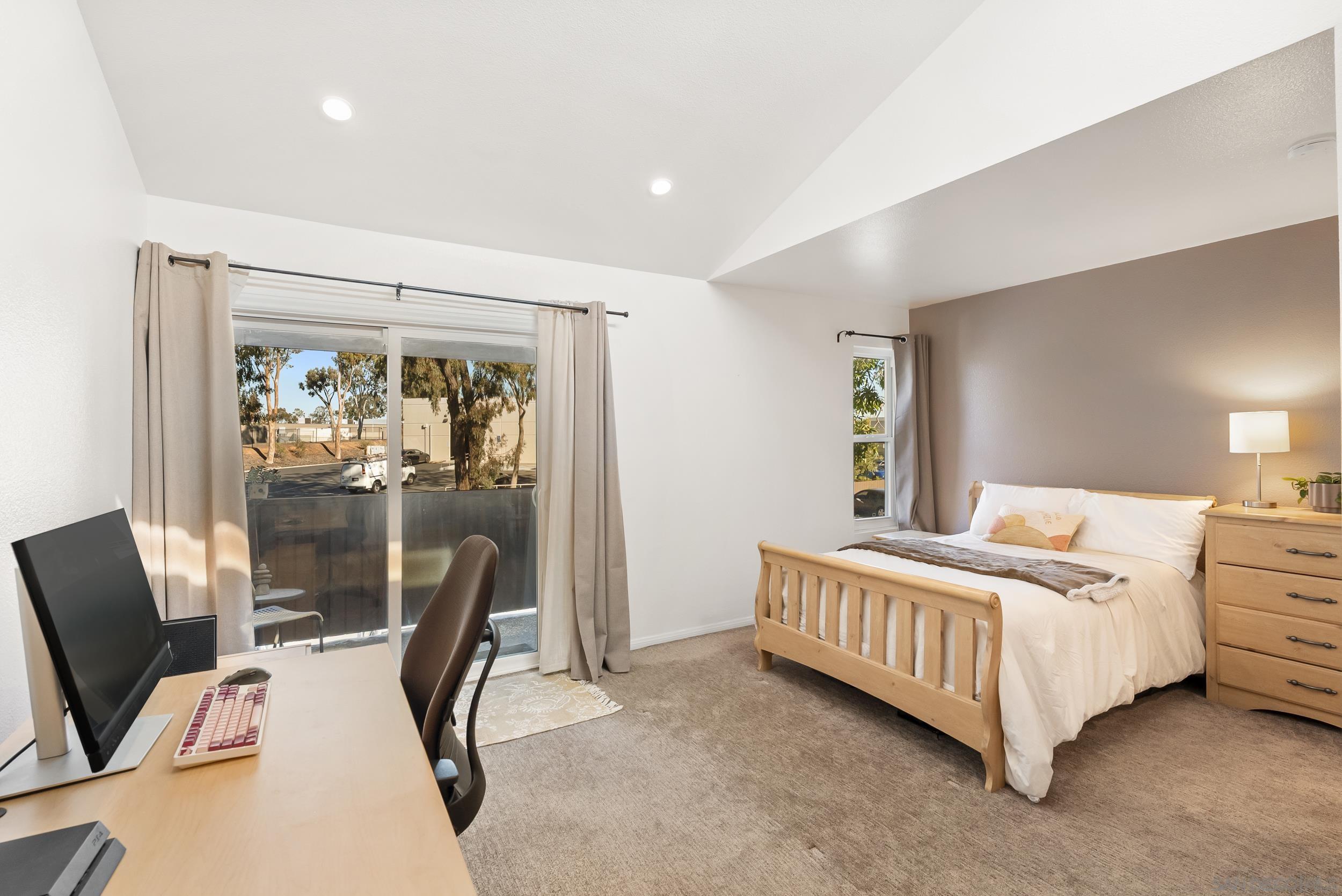 Detail Gallery Image 6 of 34 For 3456  Castle Glen Dr  #290,  San Diego,  CA 92123 - 1 Beds | 1 Baths