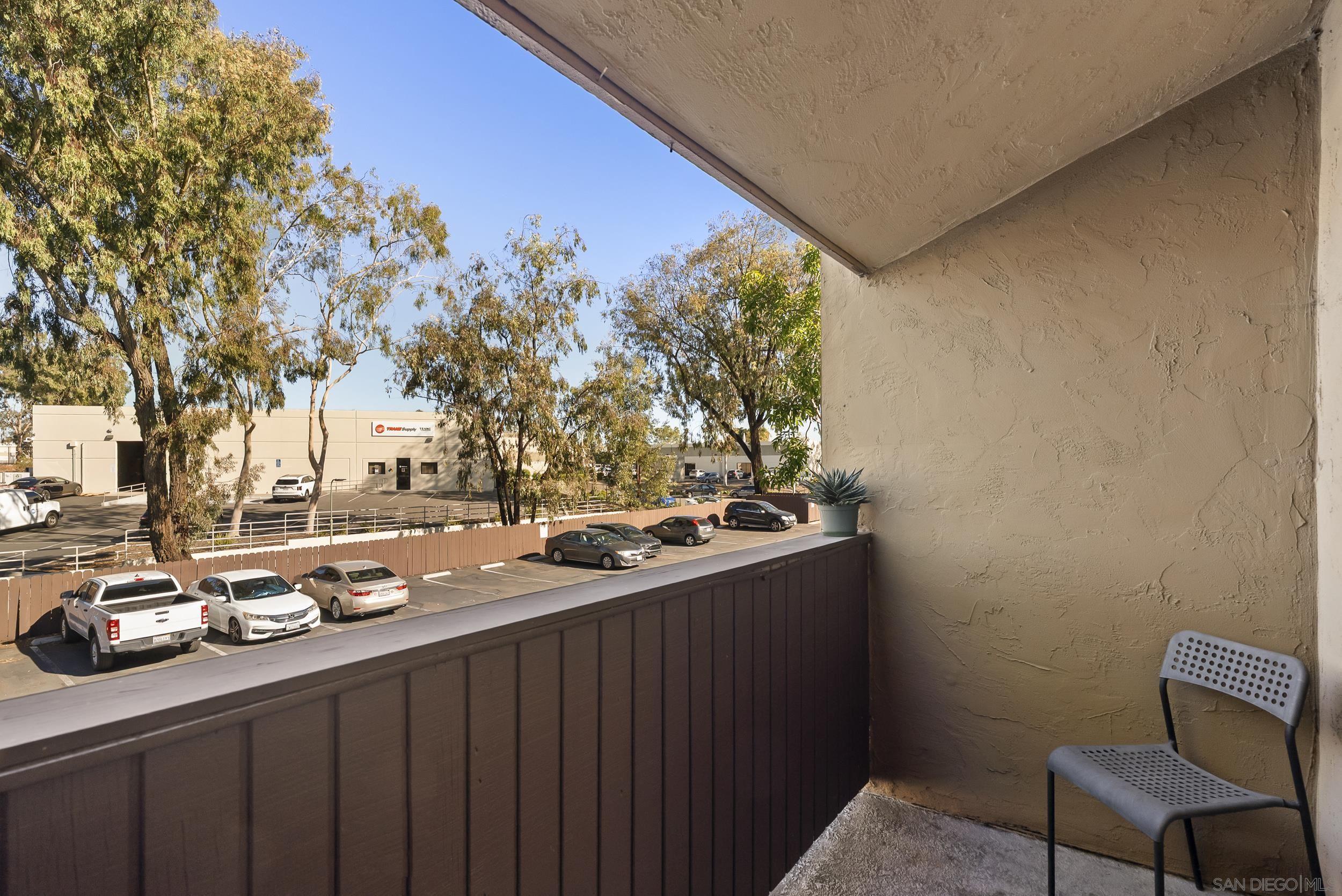 Detail Gallery Image 10 of 34 For 3456  Castle Glen Dr  #290,  San Diego,  CA 92123 - 1 Beds | 1 Baths