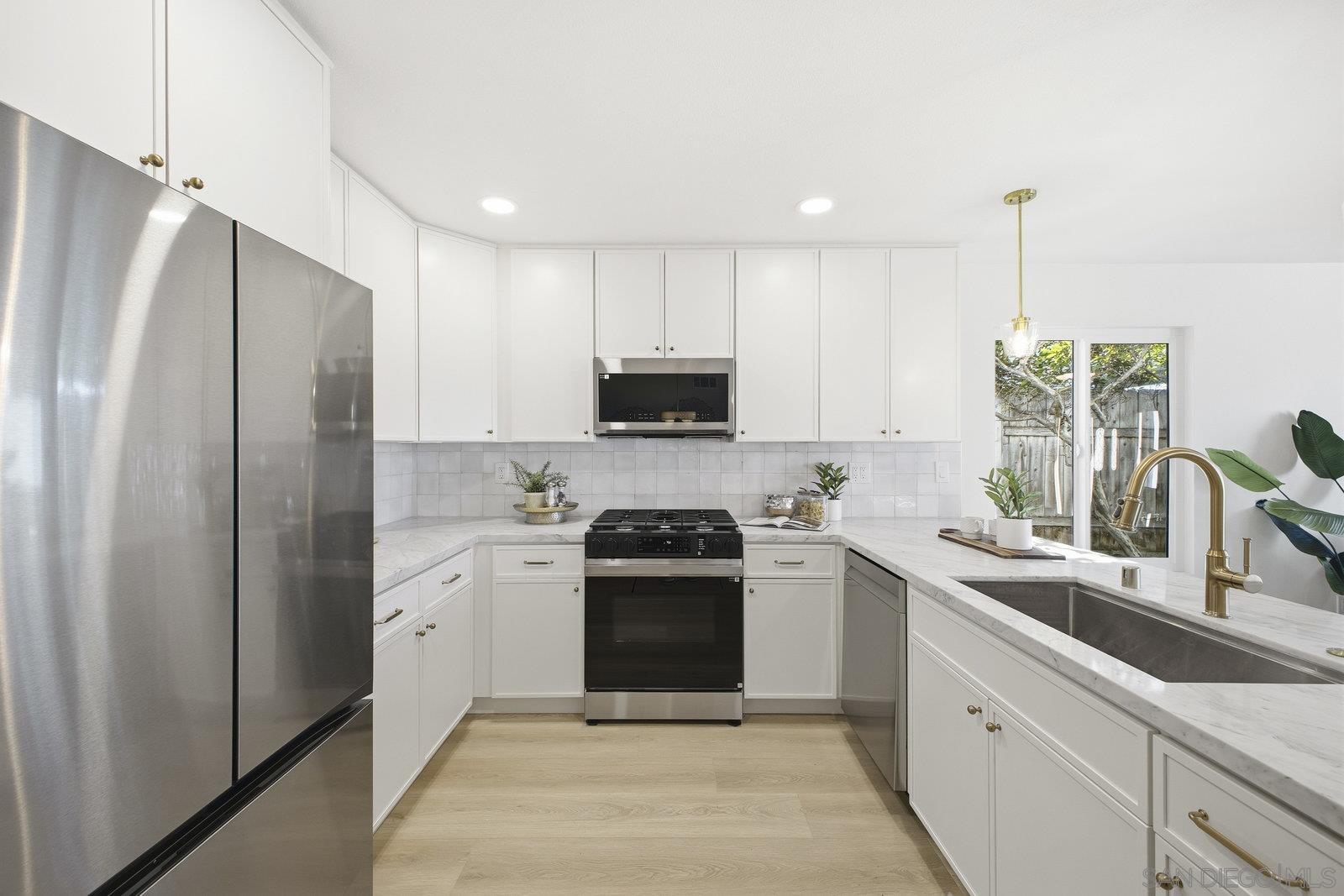 Detail Gallery Image 14 of 40 For 1241  Raven Ave, Chula Vista,  CA 91911 - 4 Beds | 2 Baths