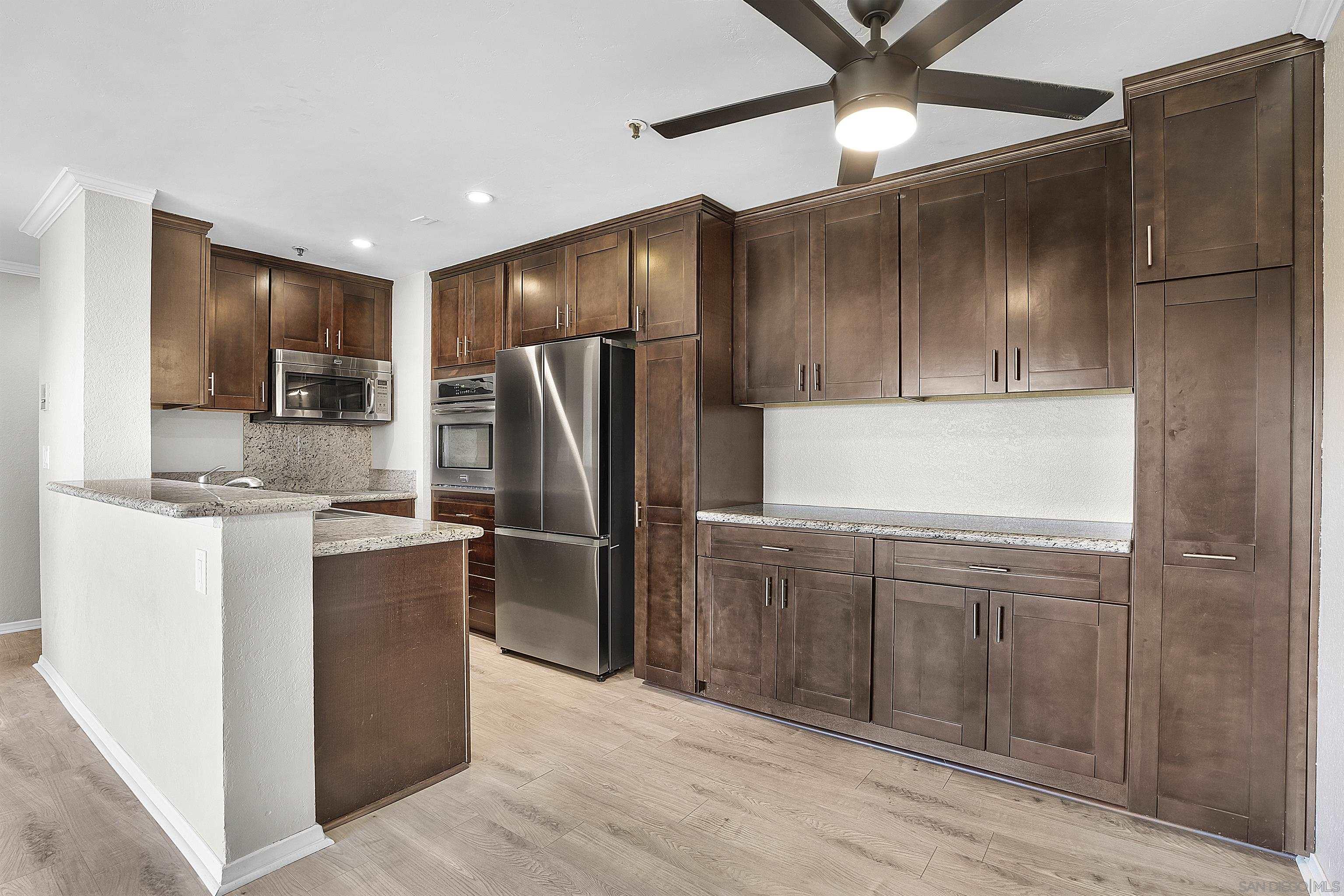 Front Image Thumbnail for SD250044792