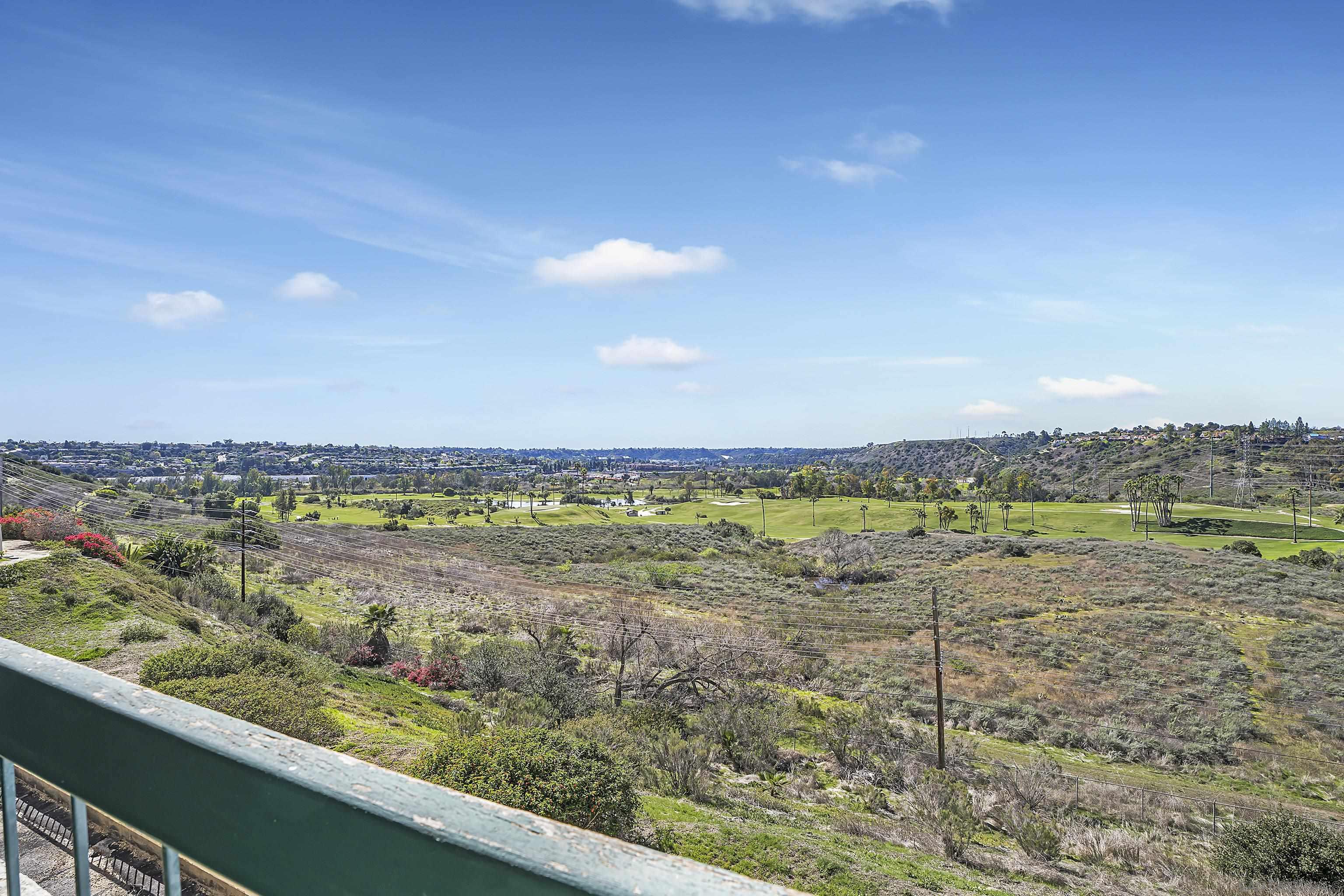 Detail Gallery Image 12 of 35 For 11233  Tierrasanta Blvd  44, San Diego,  CA 92124 - 2 Beds | 2 Baths