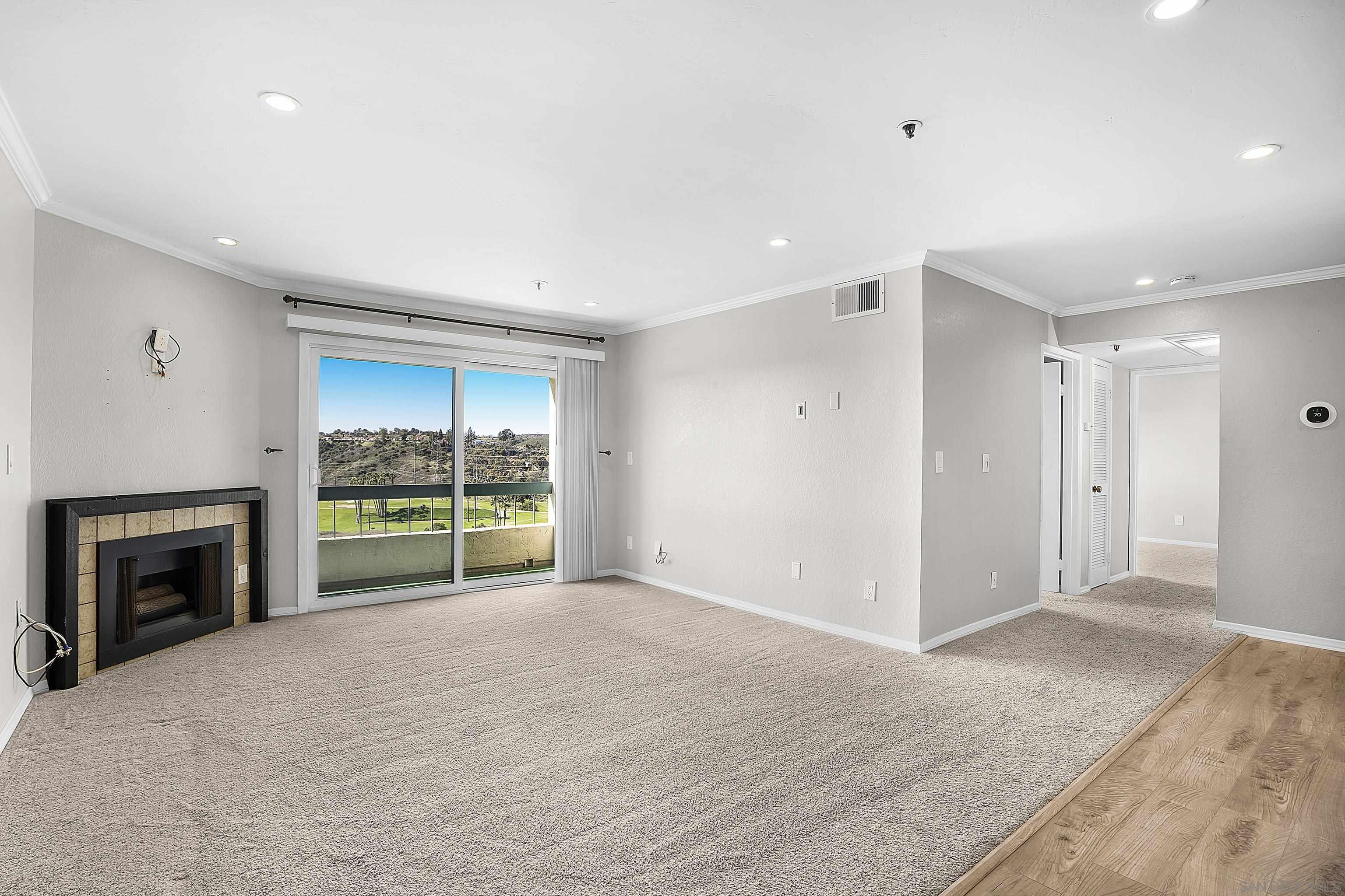 Detail Gallery Image 5 of 35 For 11233  Tierrasanta Blvd  44, San Diego,  CA 92124 - 2 Beds | 2 Baths
