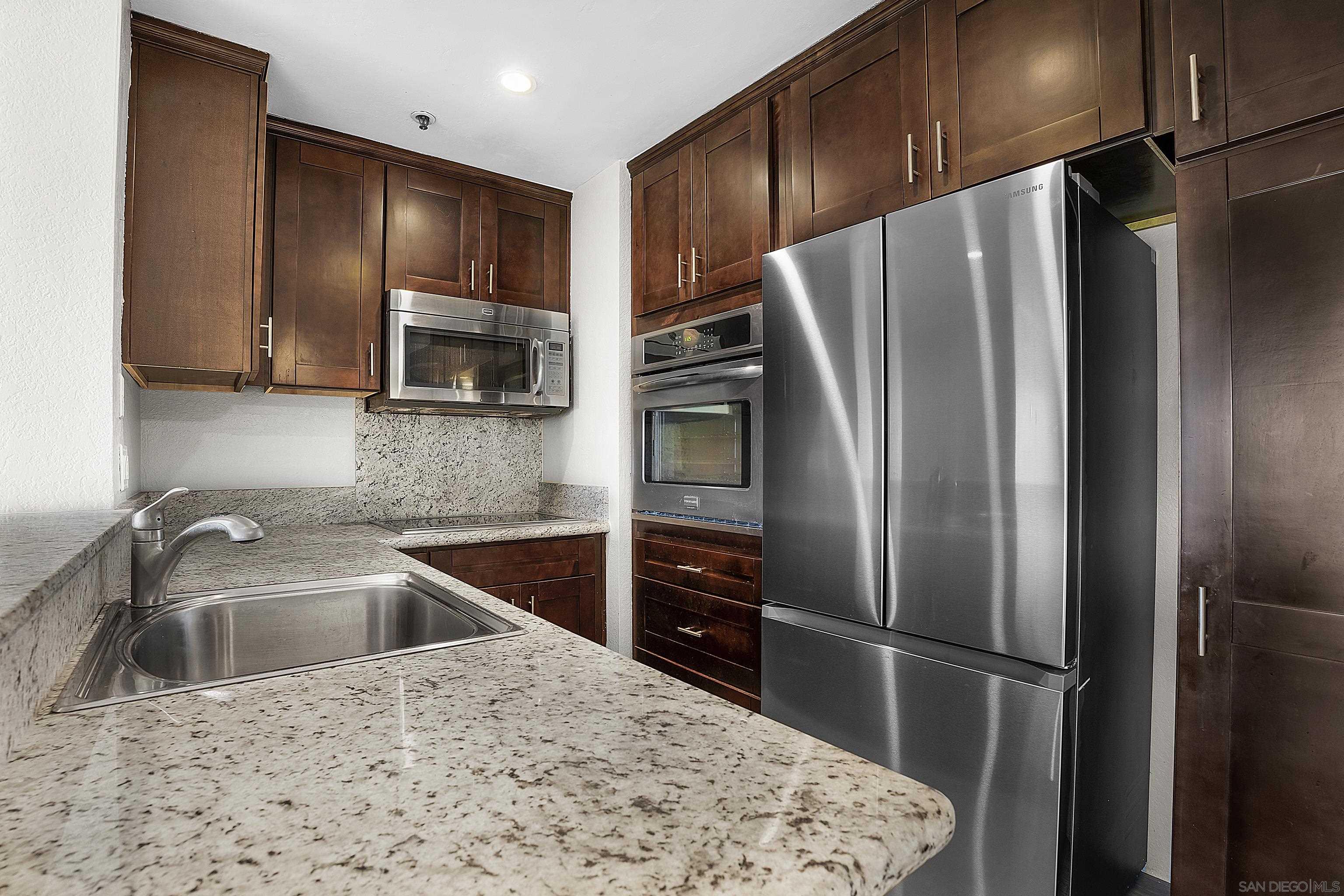 Detail Gallery Image 9 of 35 For 11233  Tierrasanta Blvd  44, San Diego,  CA 92124 - 2 Beds | 2 Baths