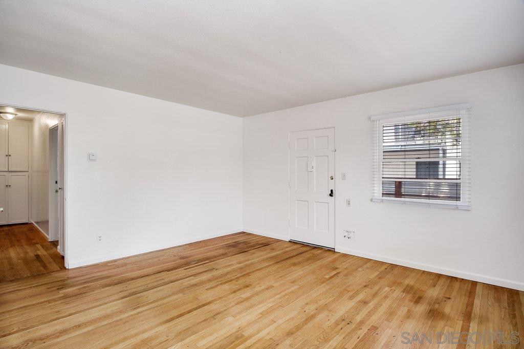 Detail Gallery Image 6 of 19 For 4515  Wilson Ave., San Diego,  CA 92116 - 2 Beds | 1 Baths