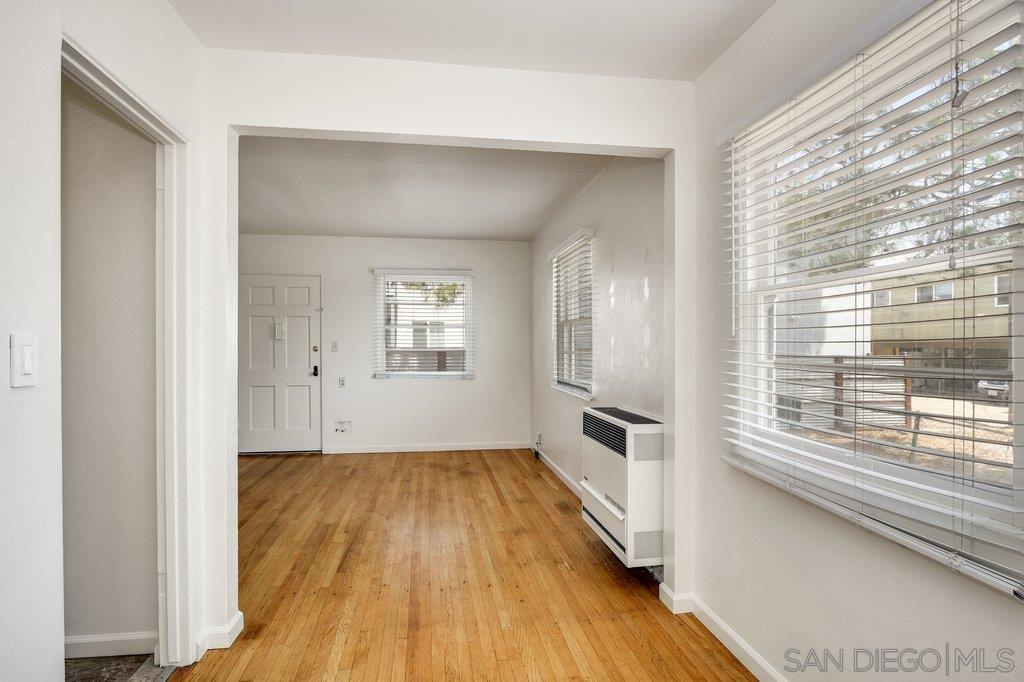 Detail Gallery Image 8 of 19 For 4515  Wilson Ave., San Diego,  CA 92116 - 2 Beds | 1 Baths