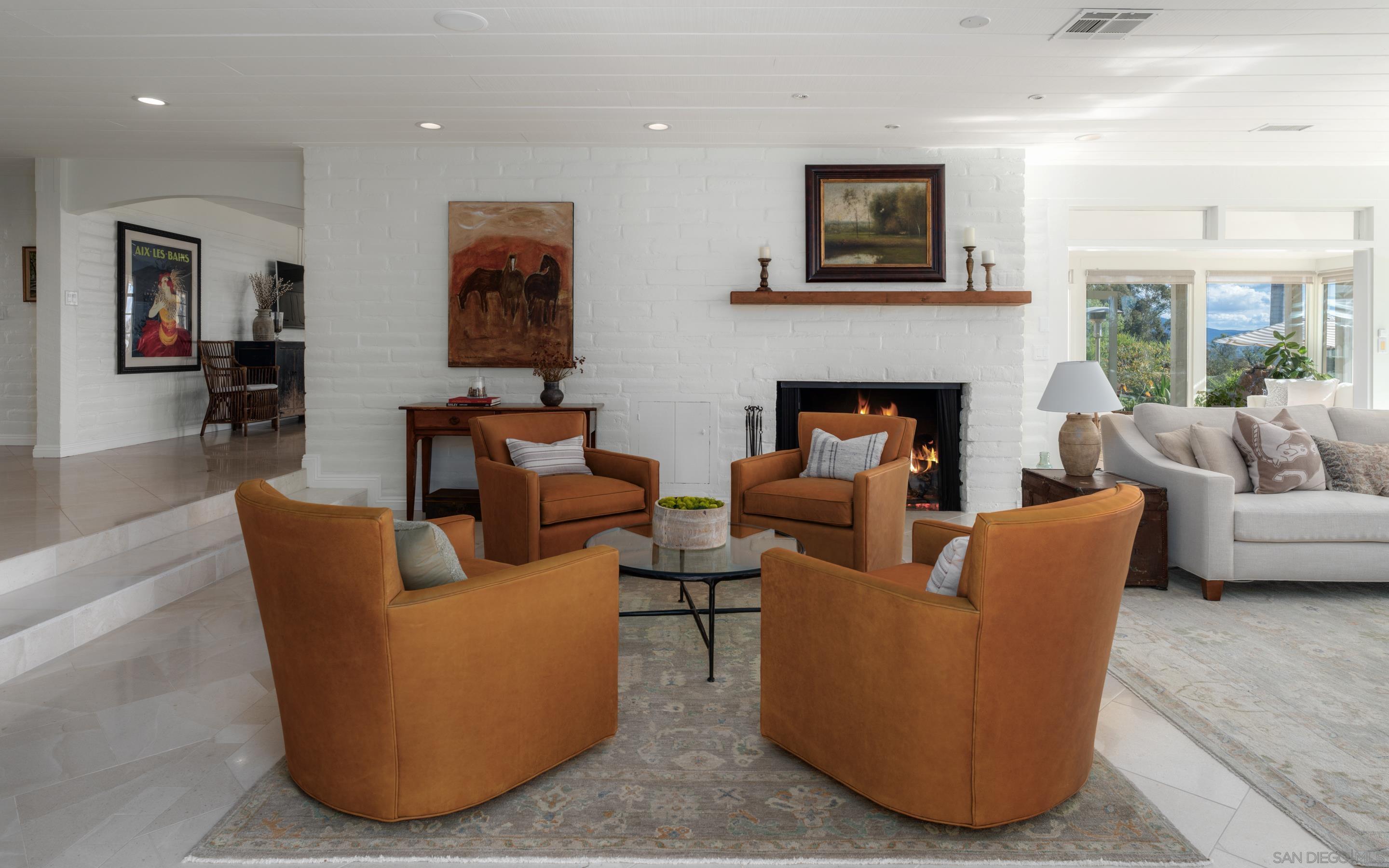 Detail Gallery Image 8 of 34 For 5327  La Glorieta, Rancho Santa Fe,  CA 92067 - 6 Beds | 6/1 Baths