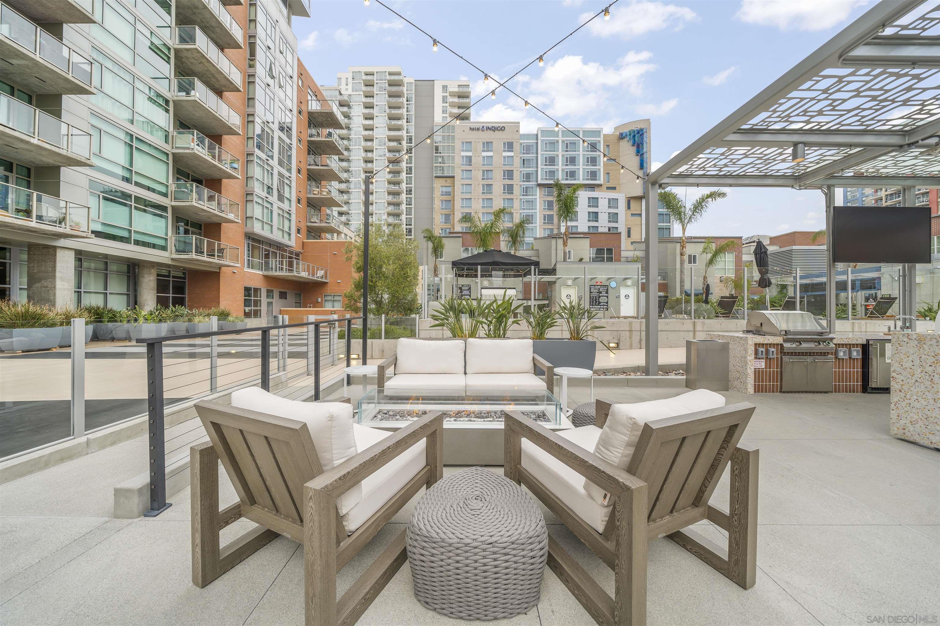 Detail Gallery Image 26 of 28 For 800  the Mark Lane  Th 109, San Diego,  CA 92101 - 2 Beds | 2 Baths